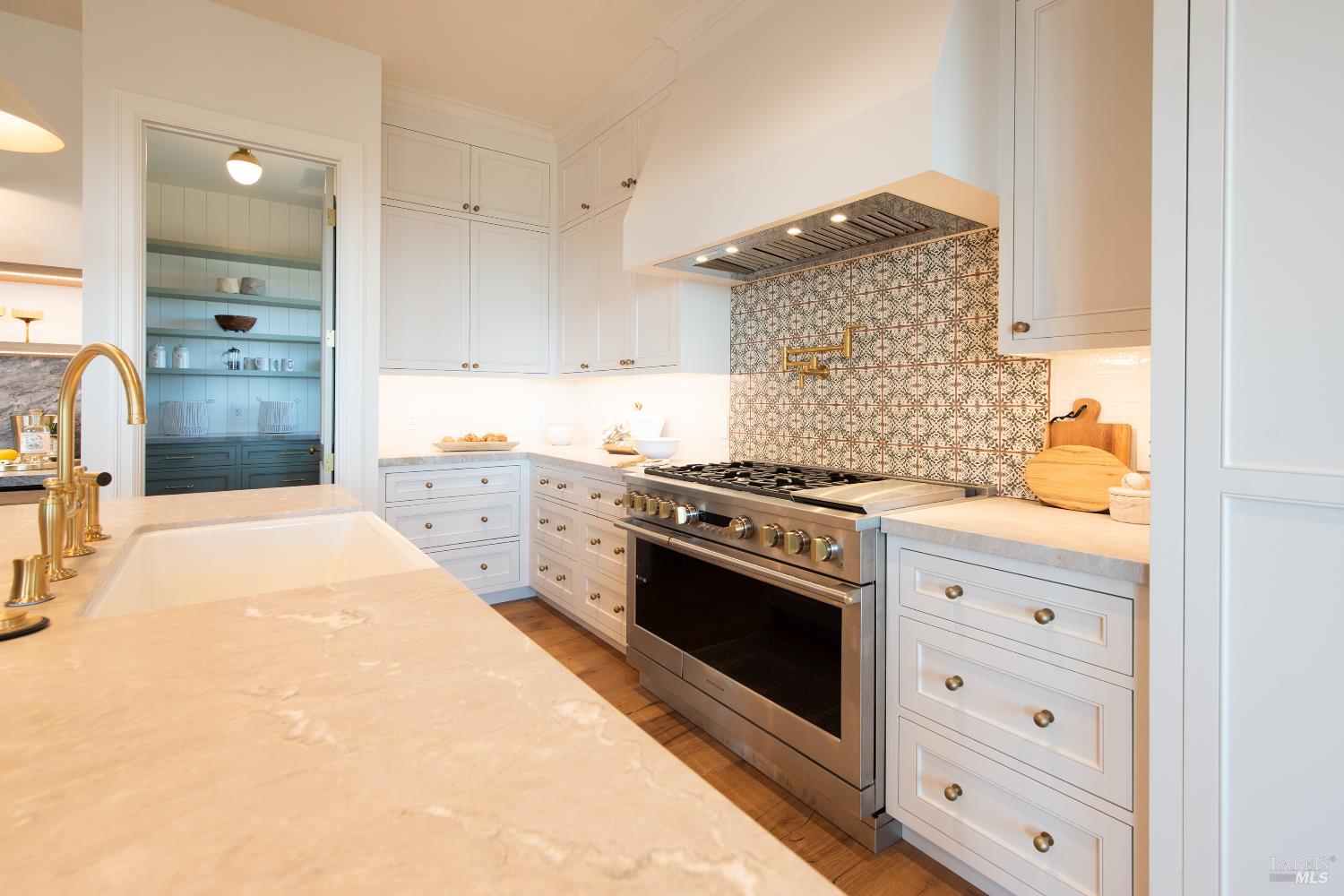 Detail Gallery Image 16 of 49 For 3788 Palazzo Ct, Santa Rosa,  CA 95404 - 4 Beds | 2/1 Baths