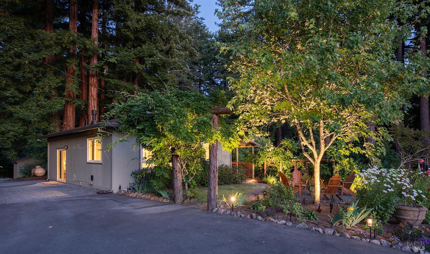 Detail Gallery Image 85 of 89 For 12675 Fiori Ln, Sebastopol,  CA 95472 - 4 Beds | 3/1 Baths
