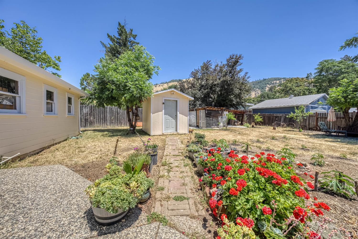 Detail Gallery Image 42 of 58 For 3440 Beach St, Nice,  CA 95464 - 2 Beds | 1 Baths