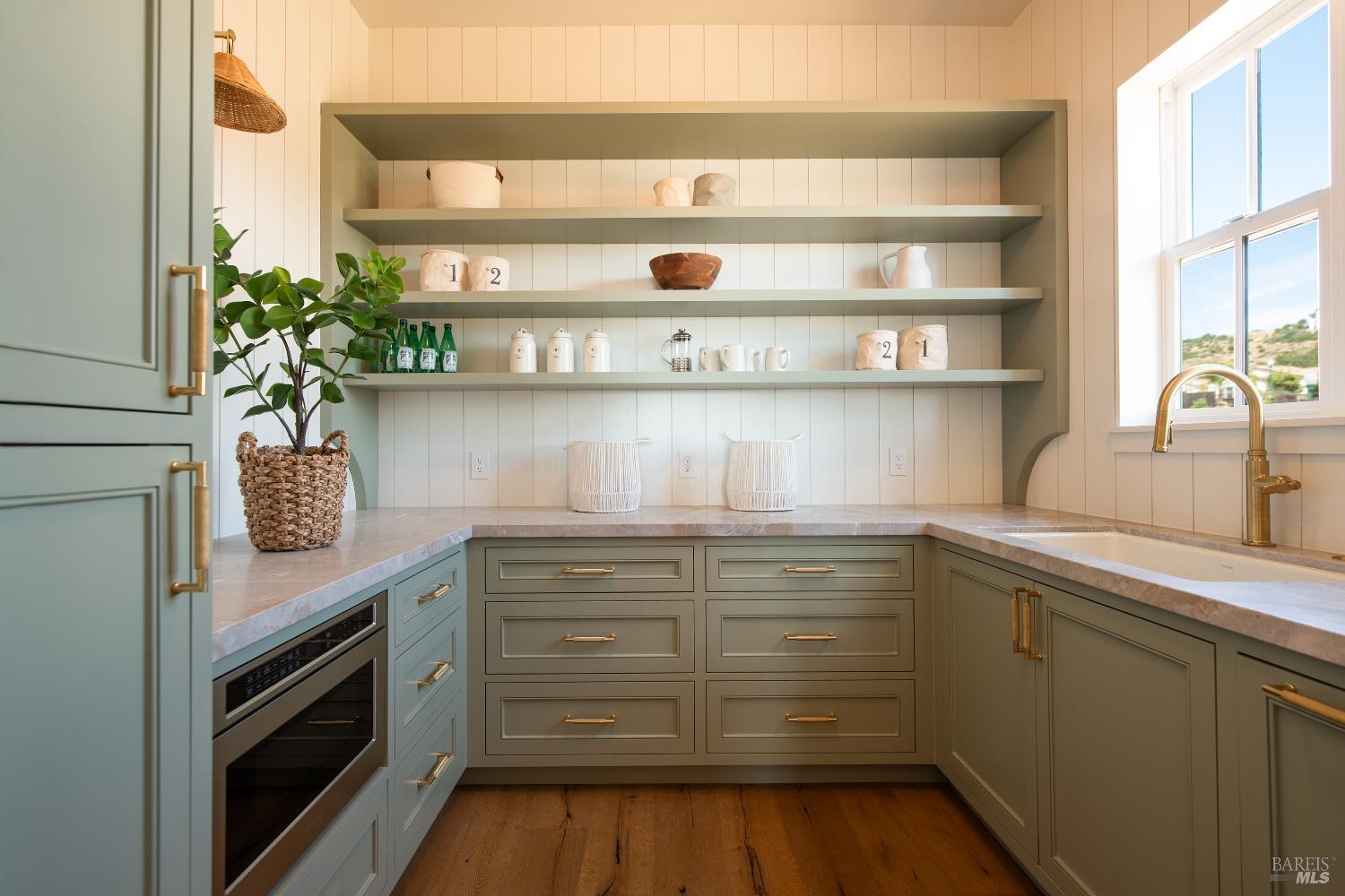 Detail Gallery Image 17 of 49 For 3788 Palazzo Ct, Santa Rosa,  CA 95404 - 4 Beds | 2/1 Baths