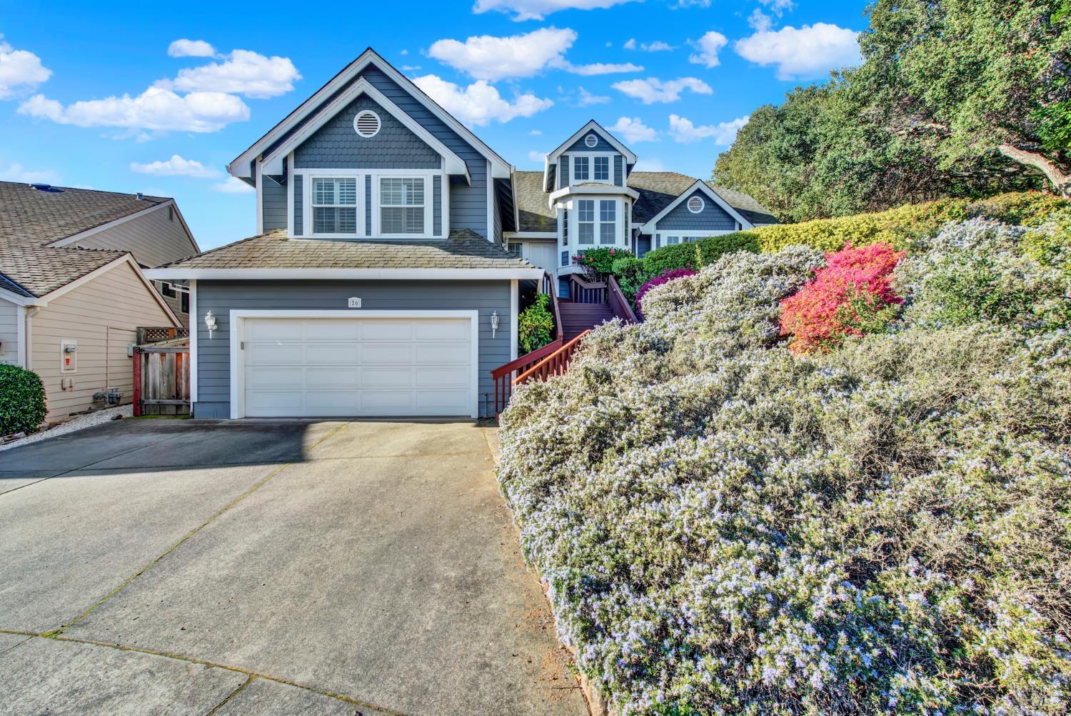 Detail Gallery Image 2 of 85 For 26 Clement Ct, Napa,  CA 94558 - 3 Beds | 2/1 Baths