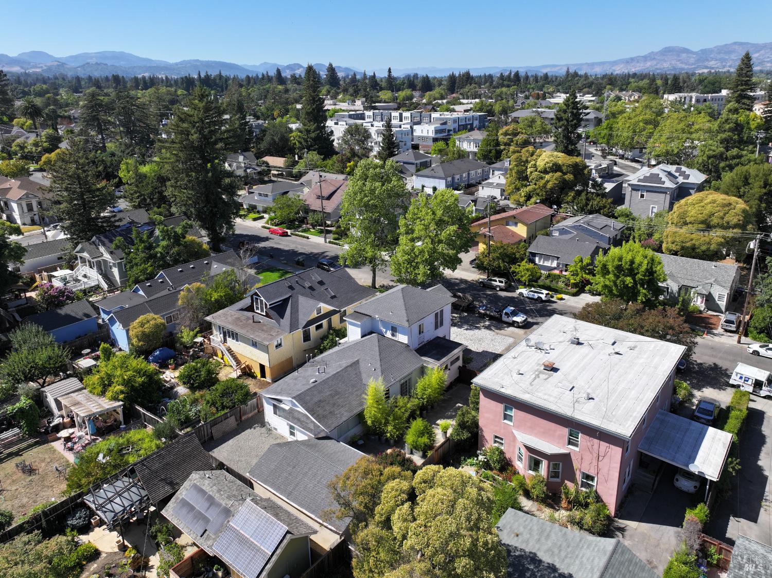 Detail Gallery Image 69 of 74 For 1545 Oak St, Napa,  CA 94559 - 2 Beds | 2 Baths