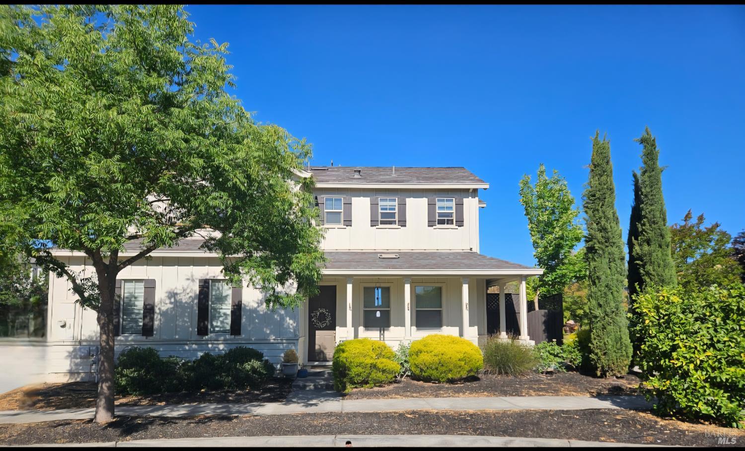 Detail Gallery Image 5 of 9 For 2353 George Ln, Santa Rosa,  CA 95403 - 3 Beds | 2/1 Baths