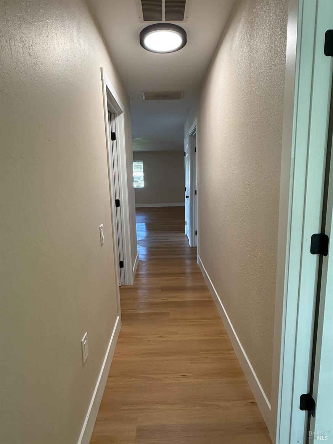 Detail Gallery Image 13 of 14 For 101 Mckinley Cir, Vacaville,  CA 95687 - 3 Beds | 2 Baths