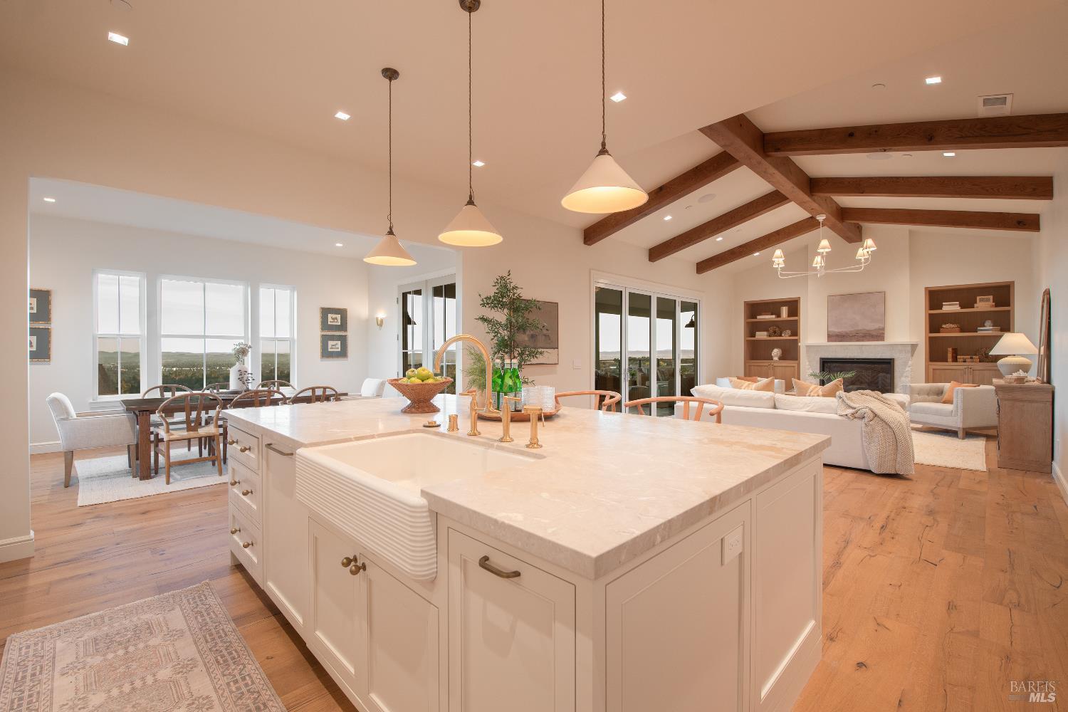 Detail Gallery Image 15 of 49 For 3788 Palazzo Ct, Santa Rosa,  CA 95404 - 4 Beds | 2/1 Baths