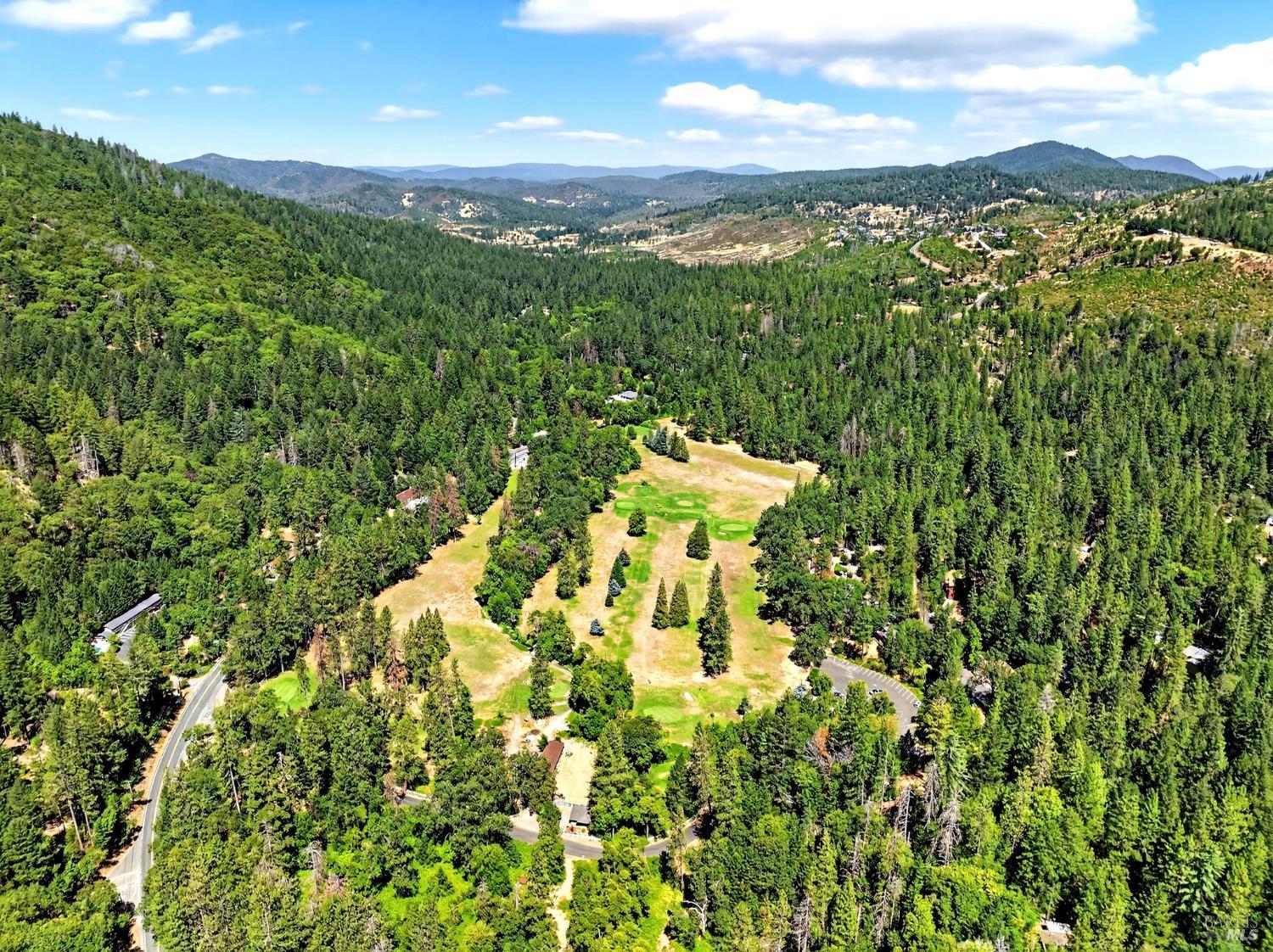 Detail Gallery Image 2 of 91 For 16451 Golf Rd, Cobb,  CA 95426 - 2 Beds | 1 Baths