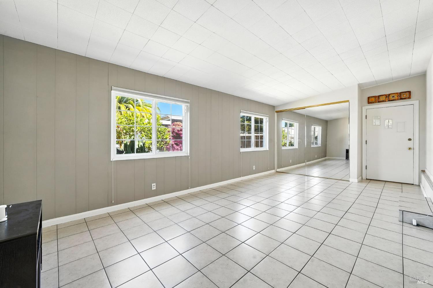 Detail Gallery Image 22 of 26 For 1381 63rd Ave, Oakland,  CA 94621 - 2 Beds | 1 Baths