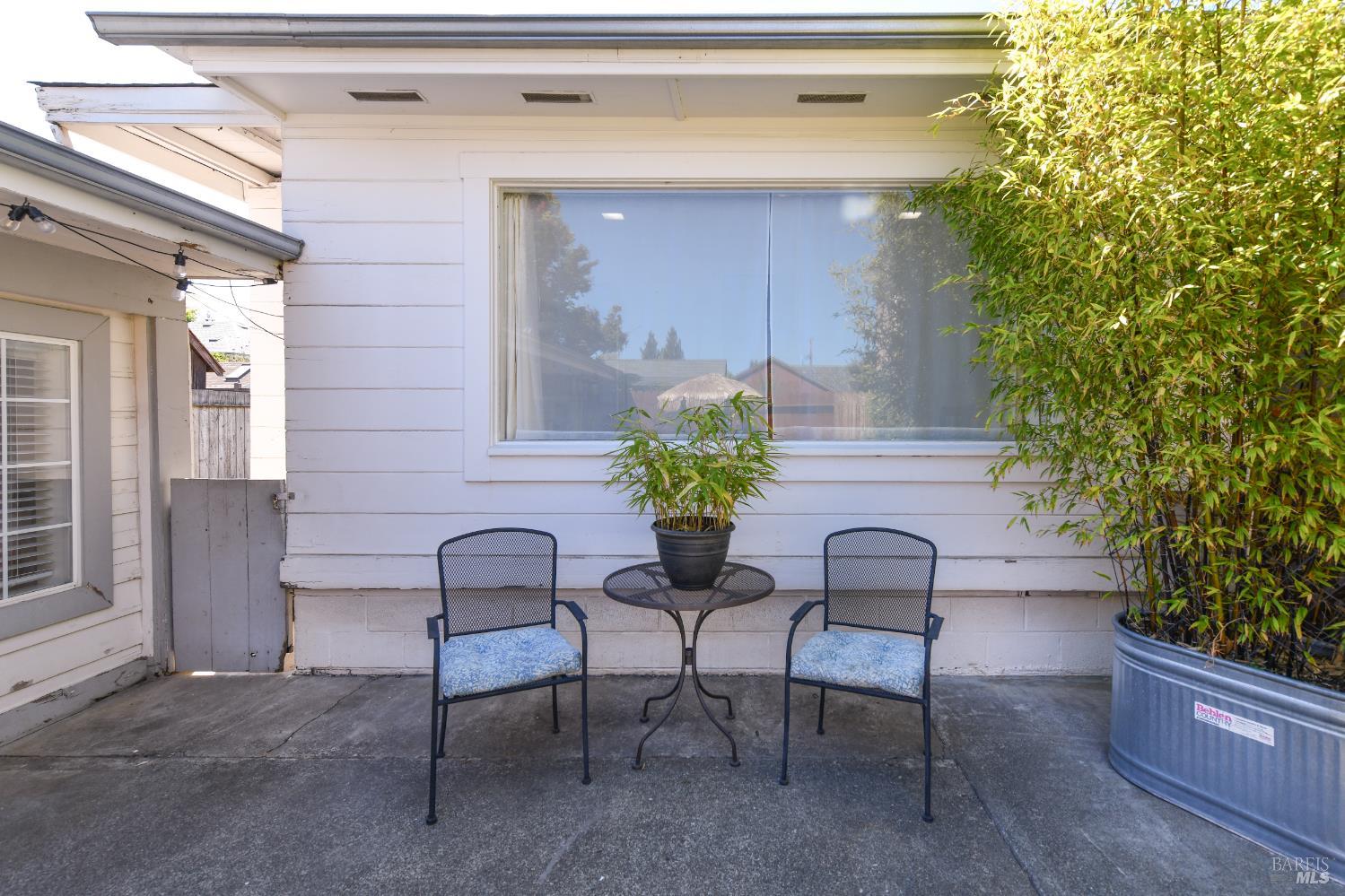 Detail Gallery Image 50 of 74 For 1545 Oak St, Napa,  CA 94559 - 2 Beds | 2 Baths