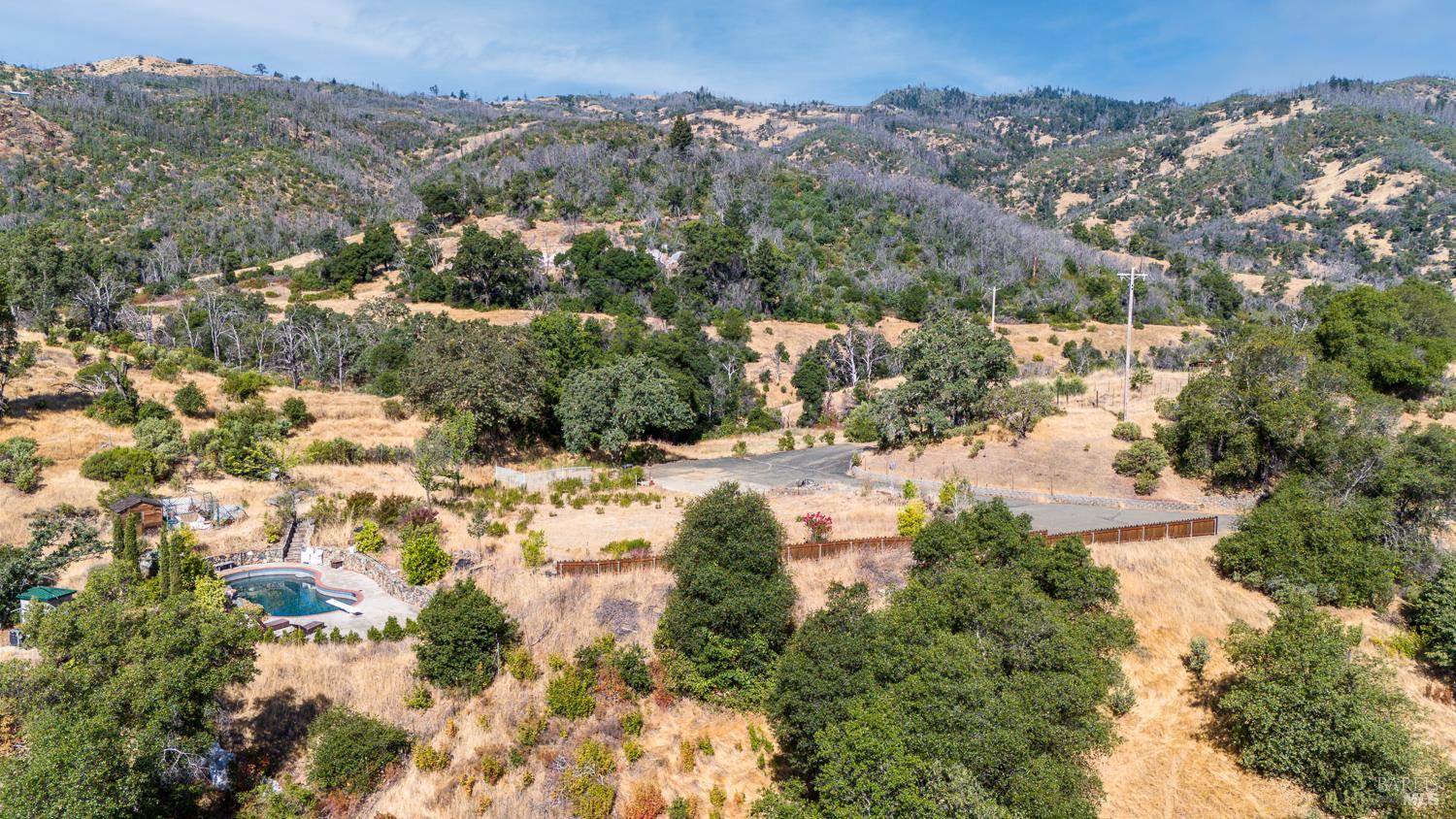 Detail Gallery Image 2 of 27 For 12400 Tomki Rd, Redwood Valley,  CA 95470 - – Beds | – Baths