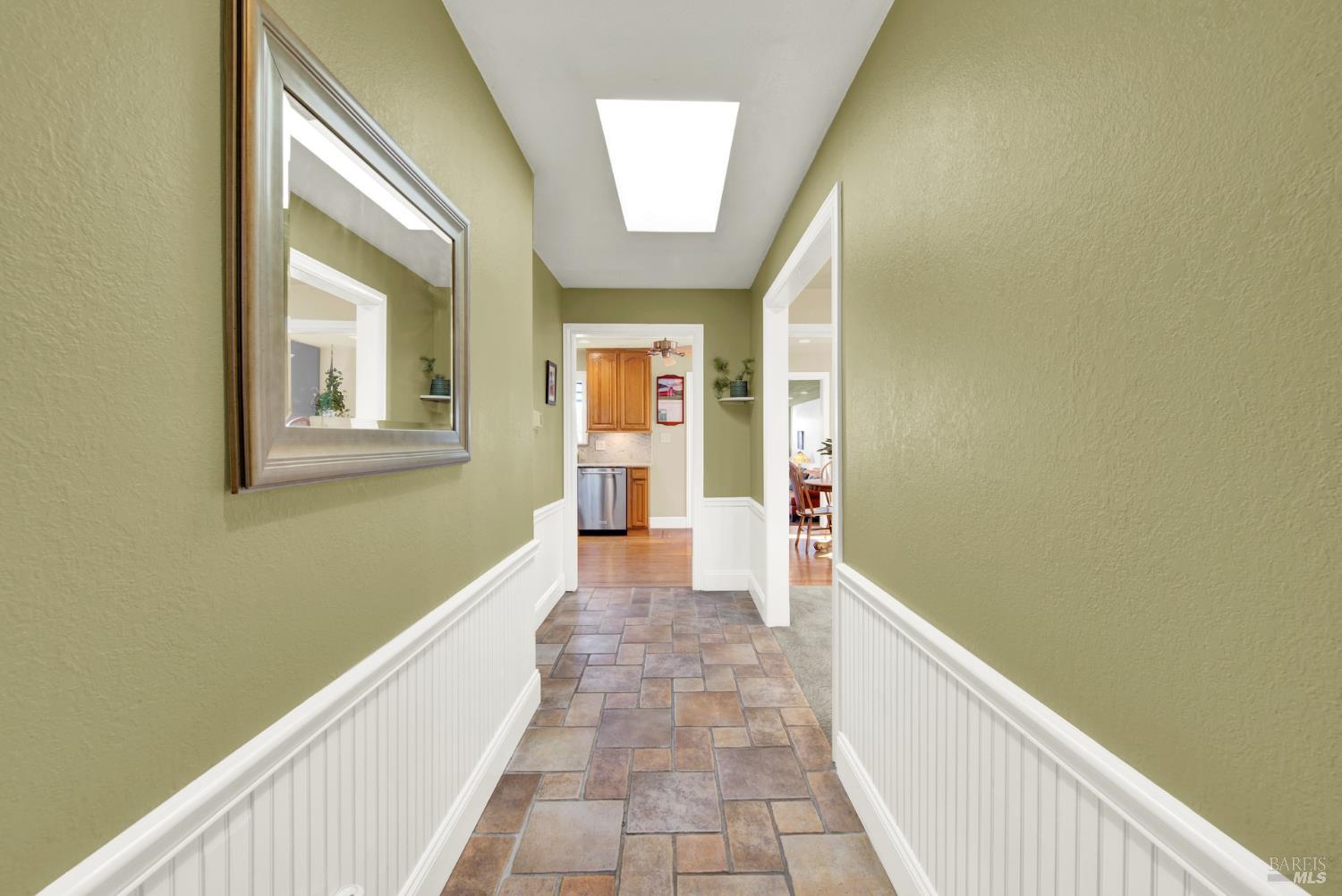 Detail Gallery Image 13 of 85 For 1835 Egret Ln, Hayward,  CA 94545 - 3 Beds | 2 Baths