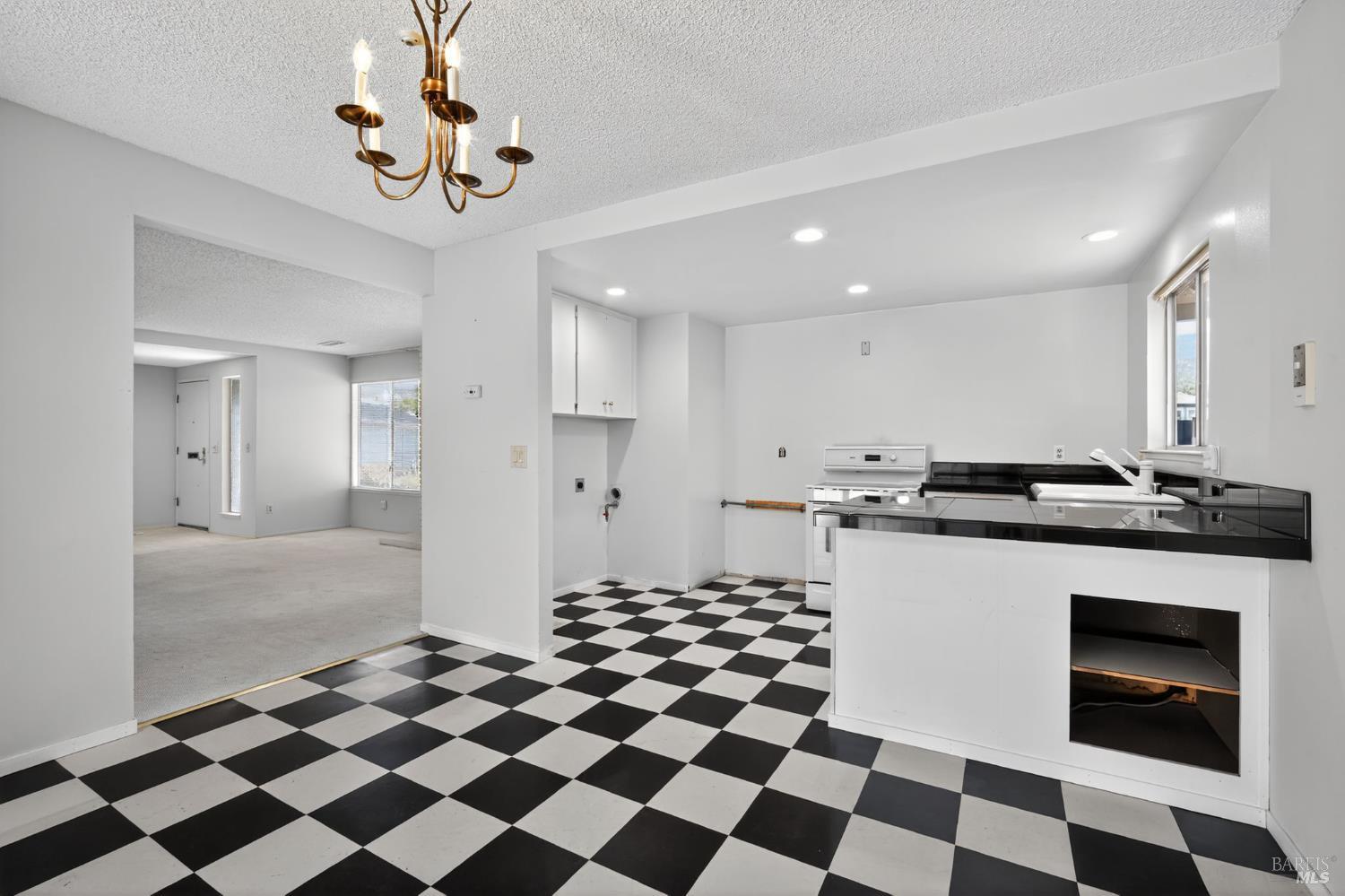 Detail Gallery Image 18 of 39 For 46 Aspen Meadows Cir, Santa Rosa,  CA 95409 - 1 Beds | 1 Baths