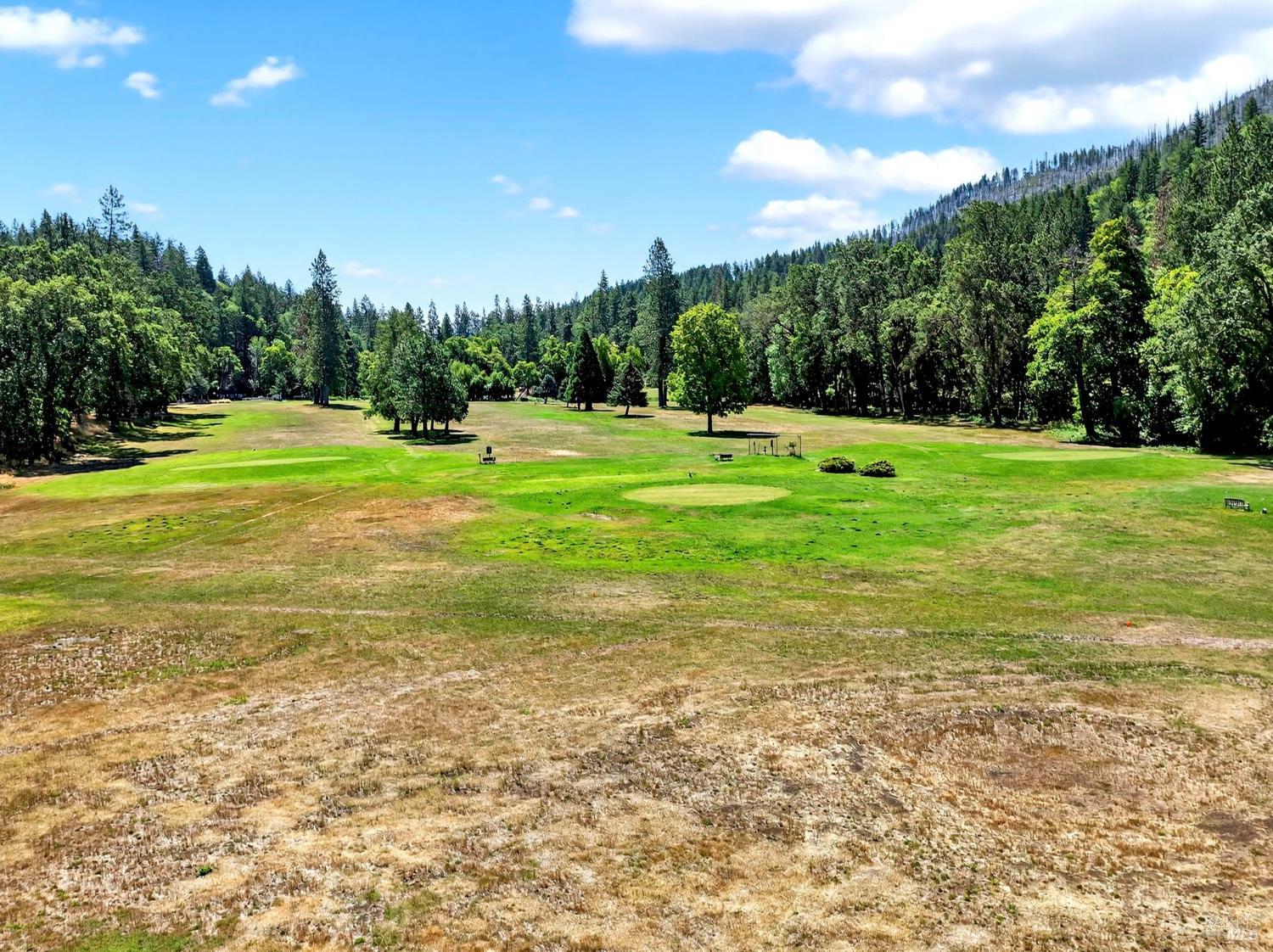 Detail Gallery Image 7 of 91 For 16451 Golf Rd, Cobb,  CA 95426 - 2 Beds | 1 Baths