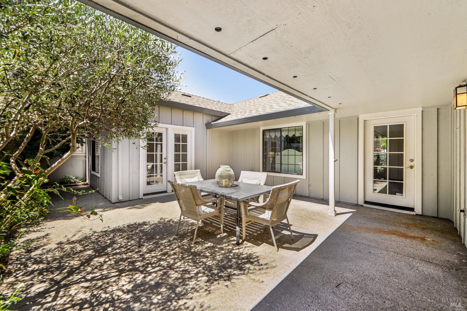Detail Gallery Image 31 of 37 For 709 Amherst Cir, Sonoma,  CA 95476 - 3 Beds | 2 Baths