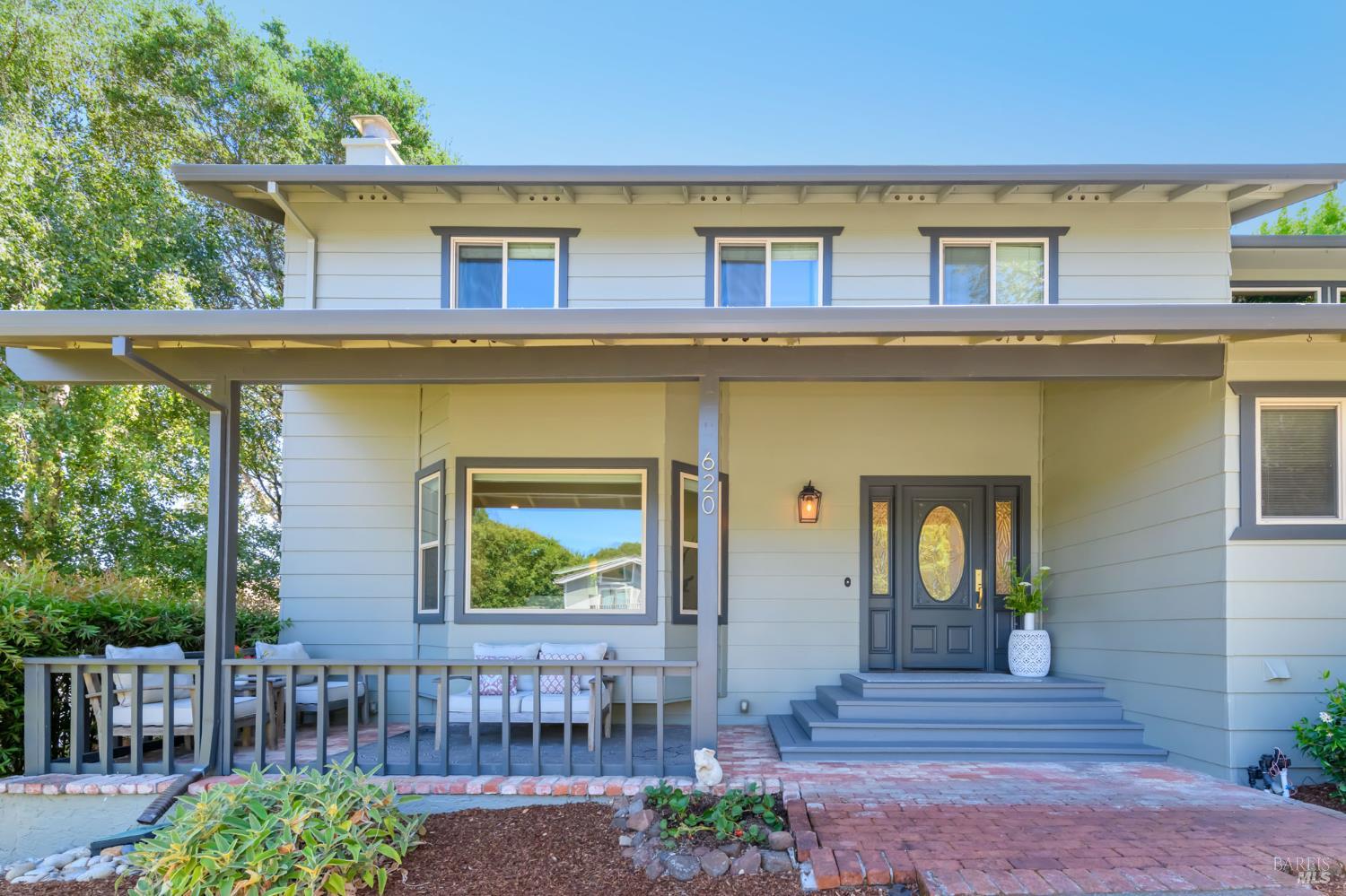 Detail Gallery Image 47 of 61 For 620 Elm Dr, Petaluma,  CA 94952 - 5 Beds | 2/1 Baths