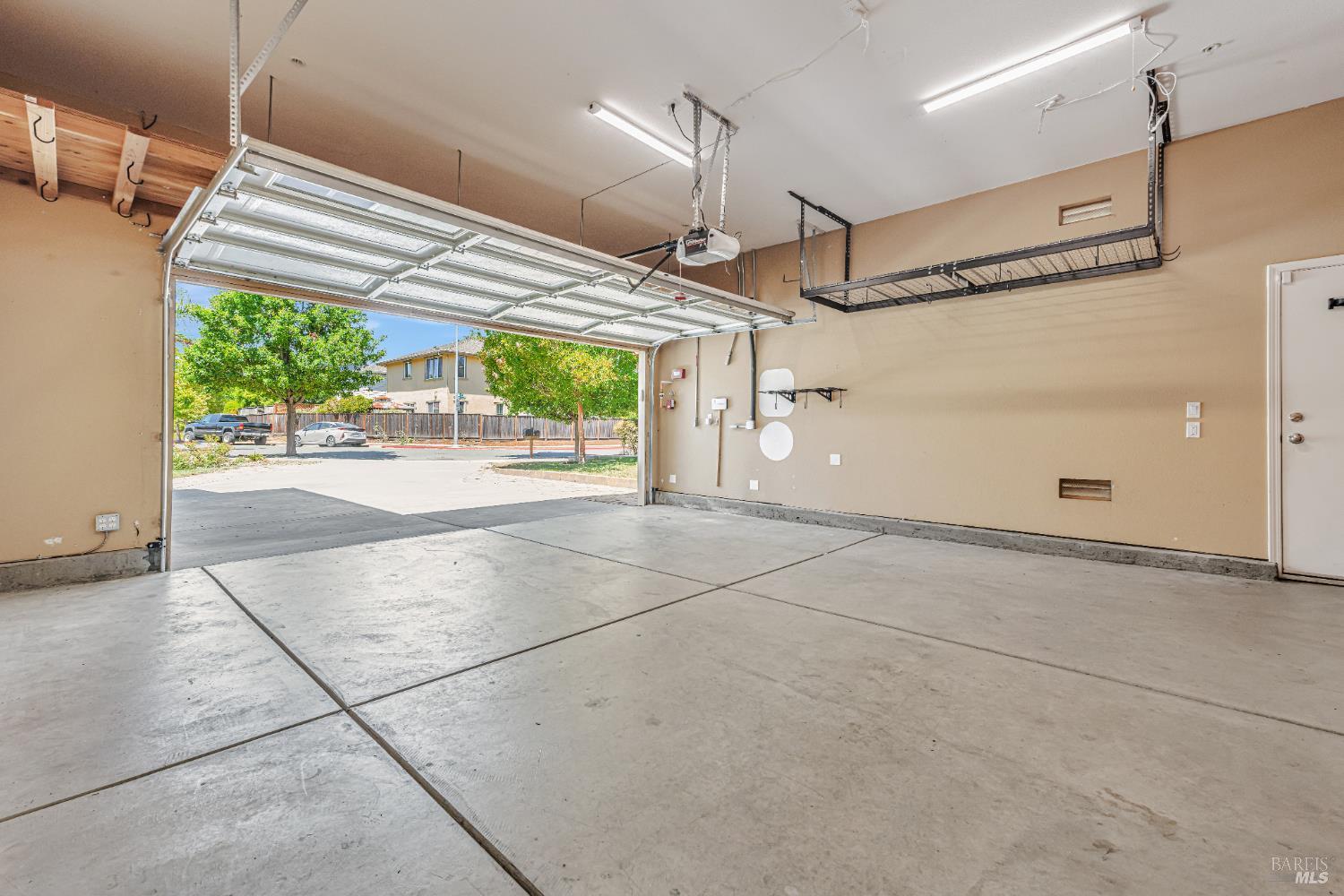 Detail Gallery Image 52 of 55 For 1678 Southridge Dr, Petaluma,  CA 94954 - 4 Beds | 3 Baths