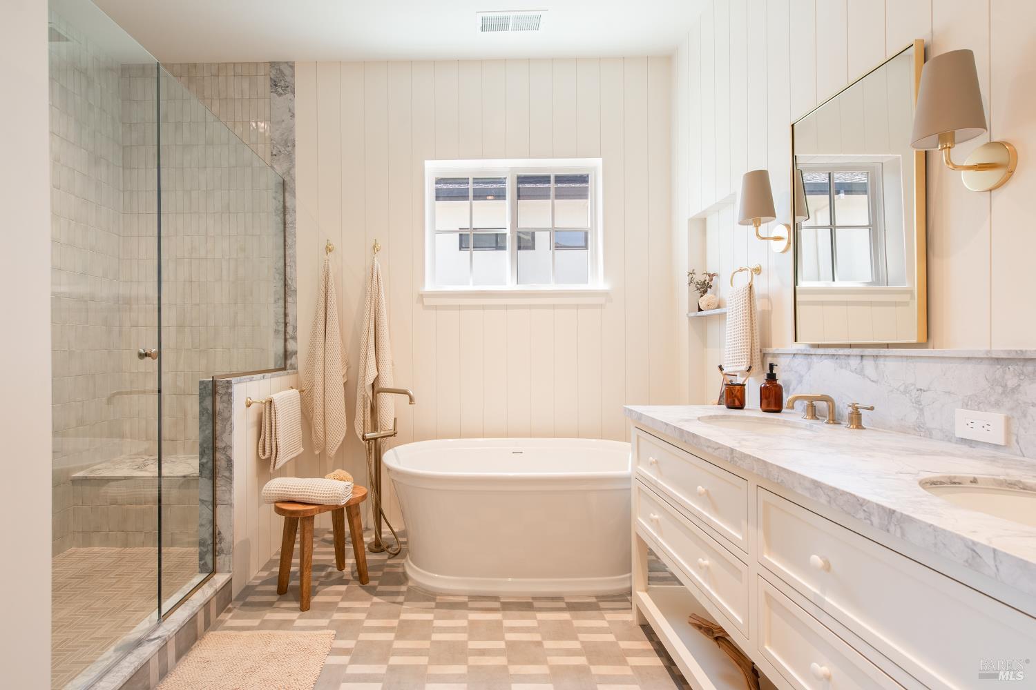 Detail Gallery Image 26 of 49 For 3788 Palazzo Ct, Santa Rosa,  CA 95404 - 4 Beds | 2/1 Baths