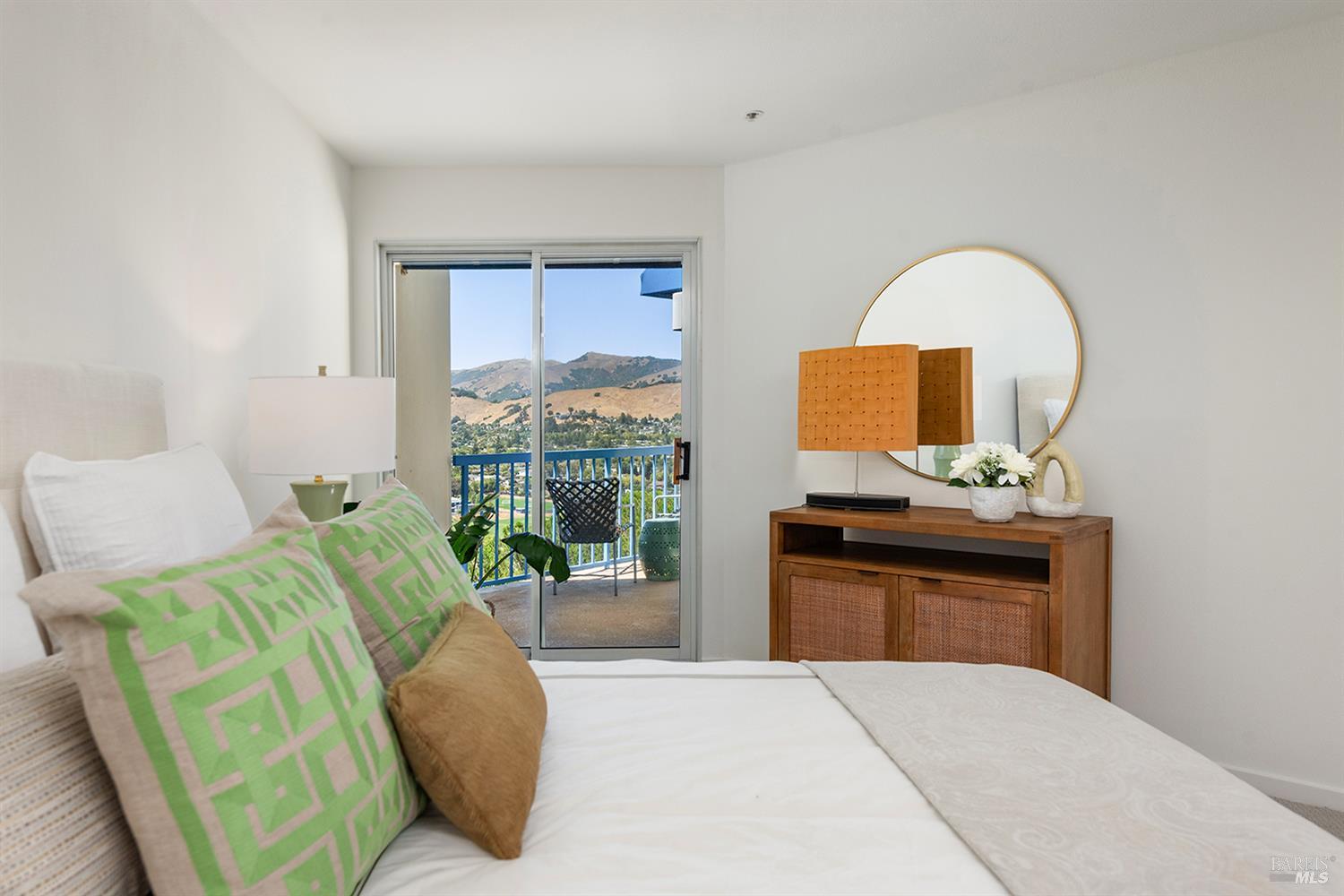 Detail Gallery Image 10 of 31 For 100 Thorndale Dr #410,  San Rafael,  CA 94903 - 2 Beds | 2 Baths
