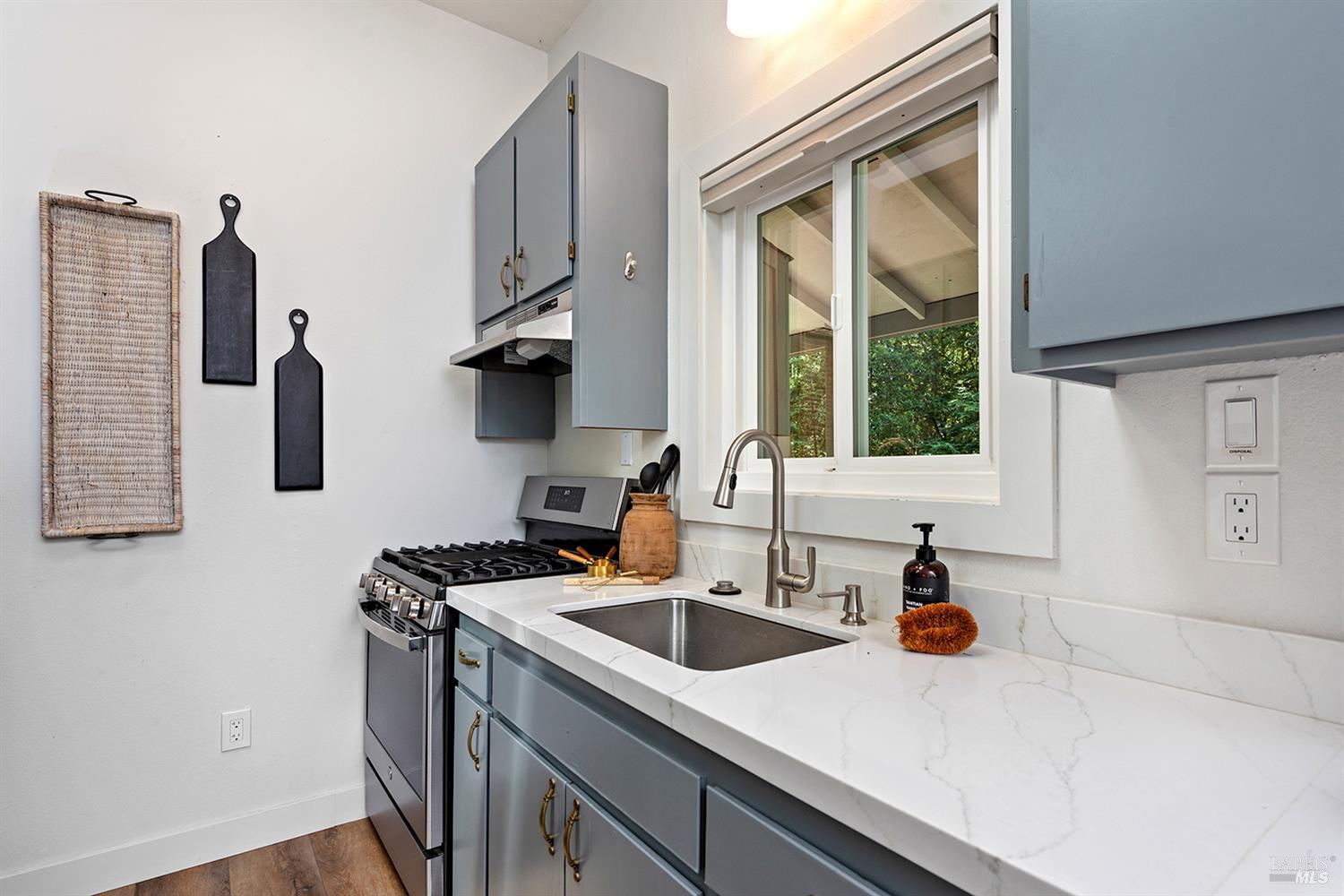 Detail Gallery Image 64 of 89 For 12675 Fiori Ln, Sebastopol,  CA 95472 - 4 Beds | 3/1 Baths