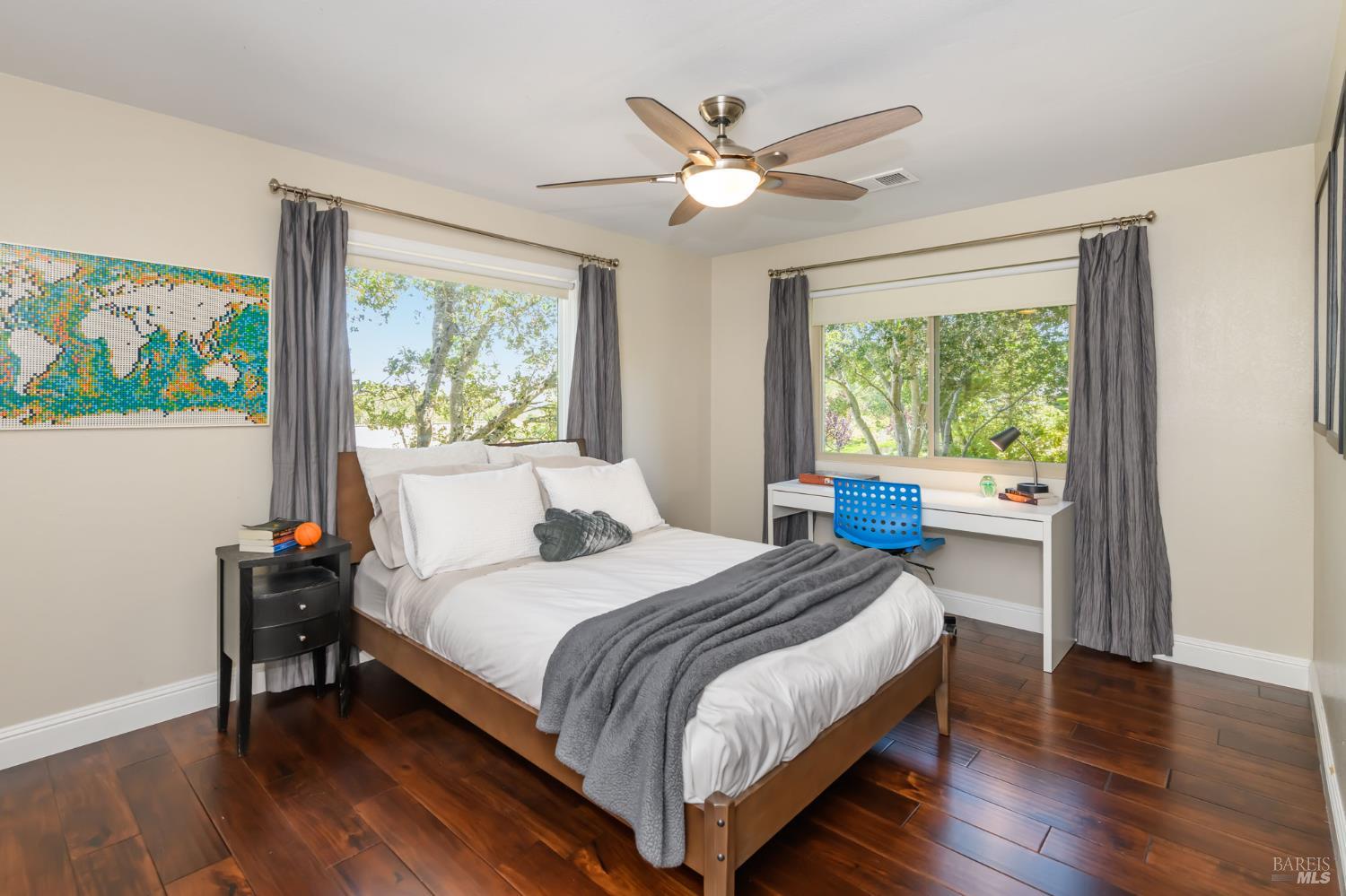 Detail Gallery Image 40 of 61 For 620 Elm Dr, Petaluma,  CA 94952 - 5 Beds | 2/1 Baths
