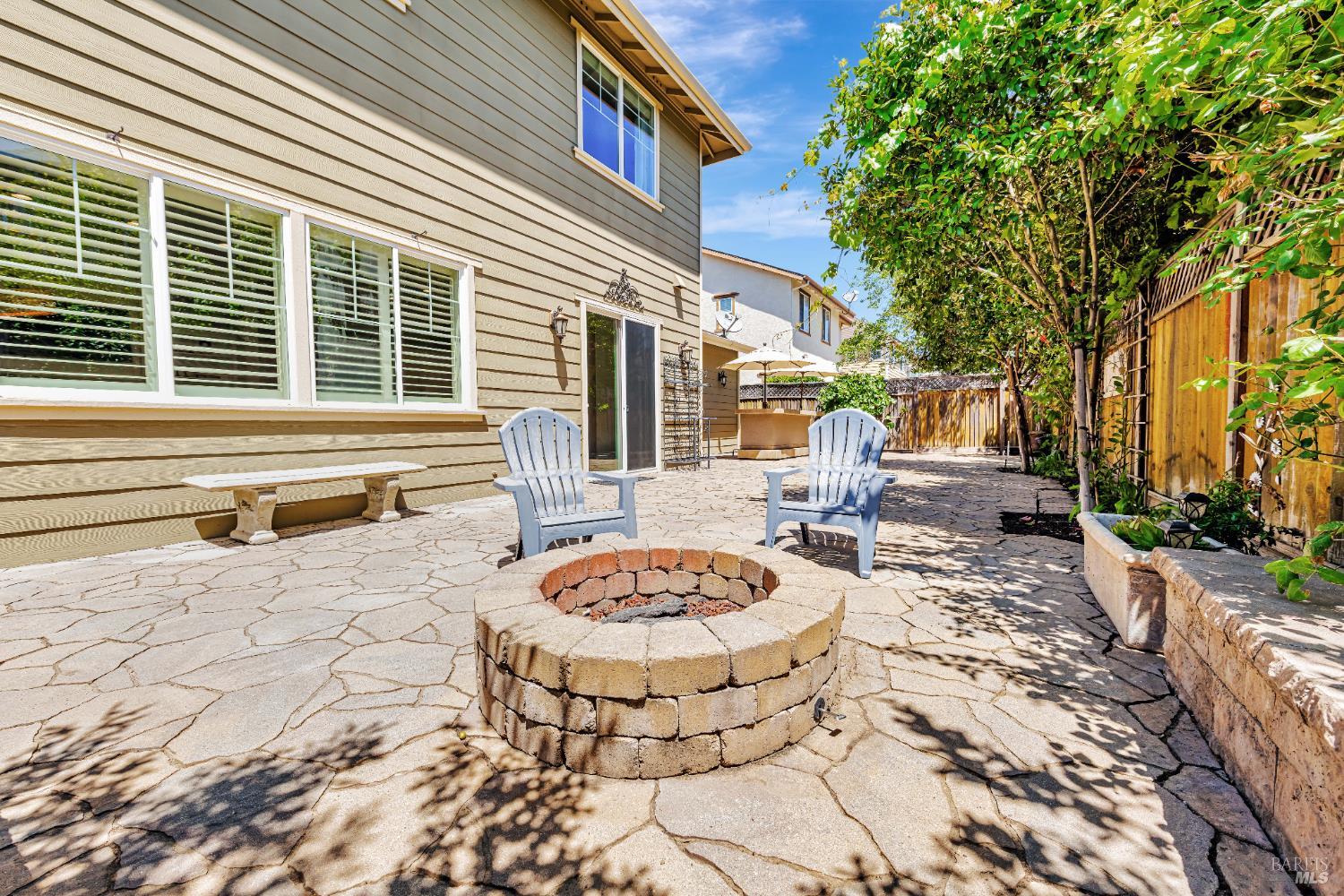 Detail Gallery Image 44 of 55 For 1678 Southridge Dr, Petaluma,  CA 94954 - 4 Beds | 3 Baths