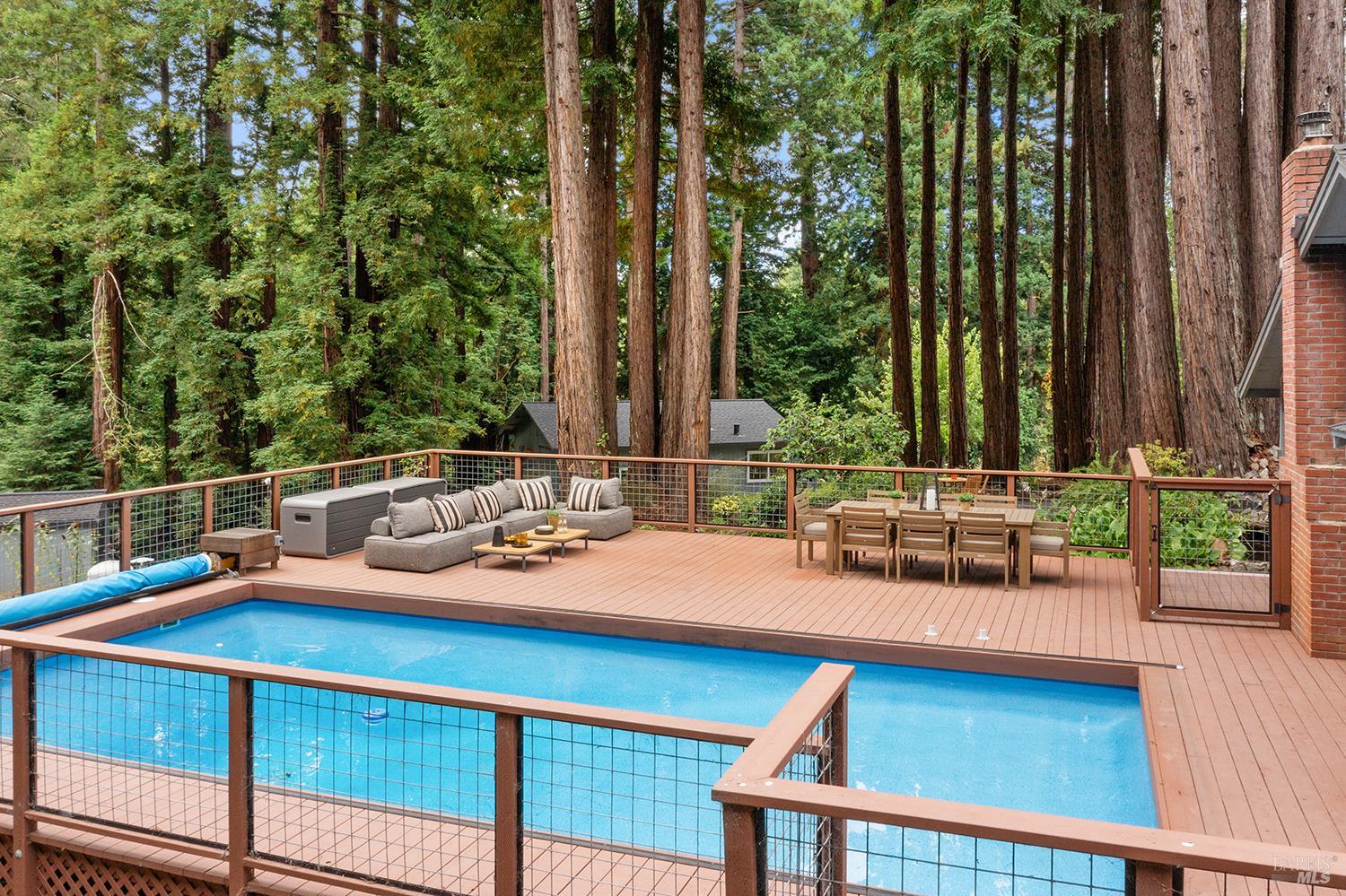 Detail Gallery Image 49 of 89 For 12675 Fiori Ln, Sebastopol,  CA 95472 - 4 Beds | 3/1 Baths