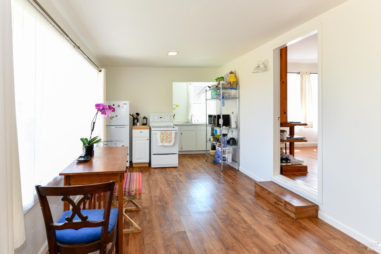 Detail Gallery Image 43 of 74 For 1545 Oak St, Napa,  CA 94559 - 2 Beds | 2 Baths