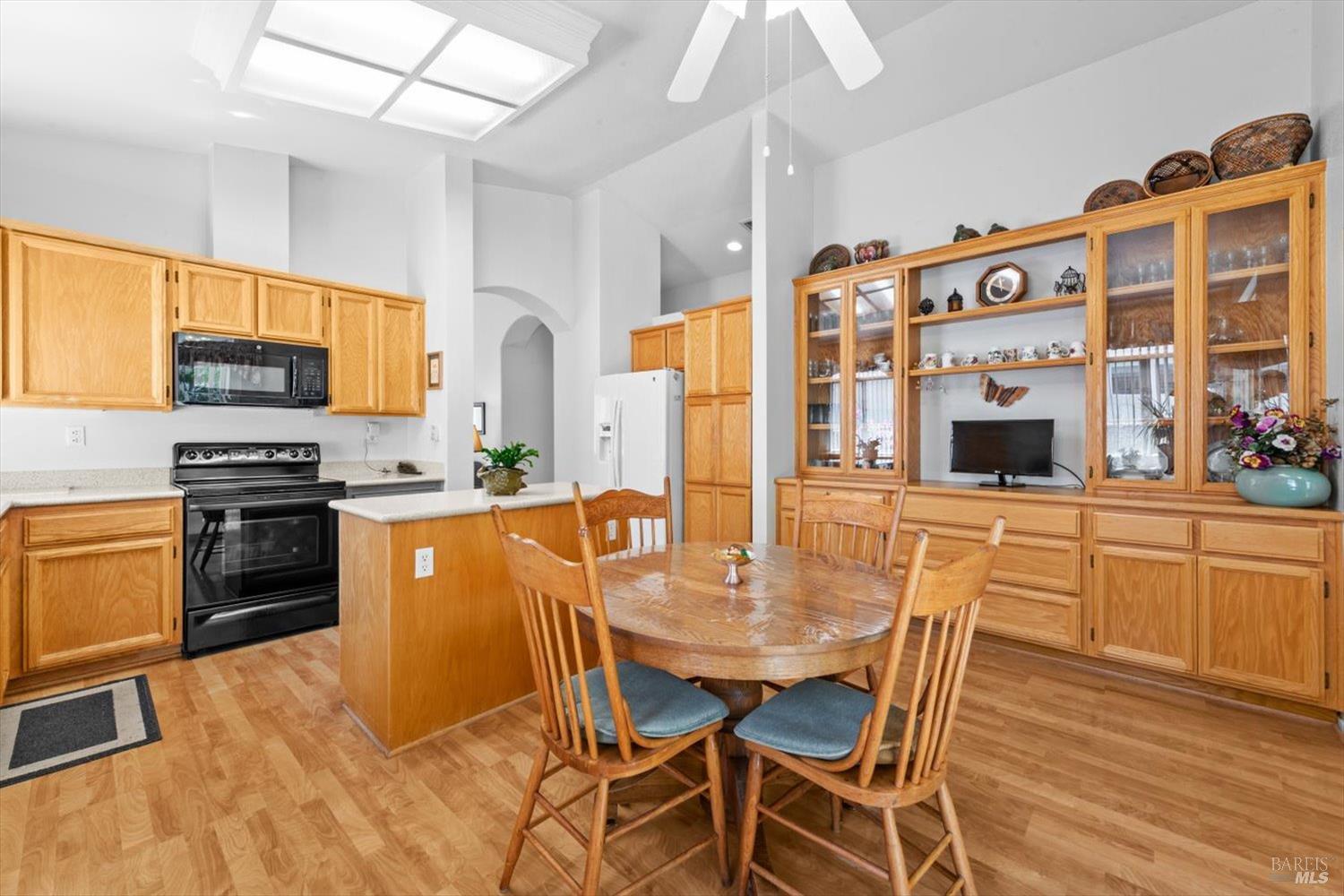 Detail Gallery Image 14 of 45 For 348 Trellis Ln, Vacaville,  CA 95687 - 2 Beds | 2 Baths