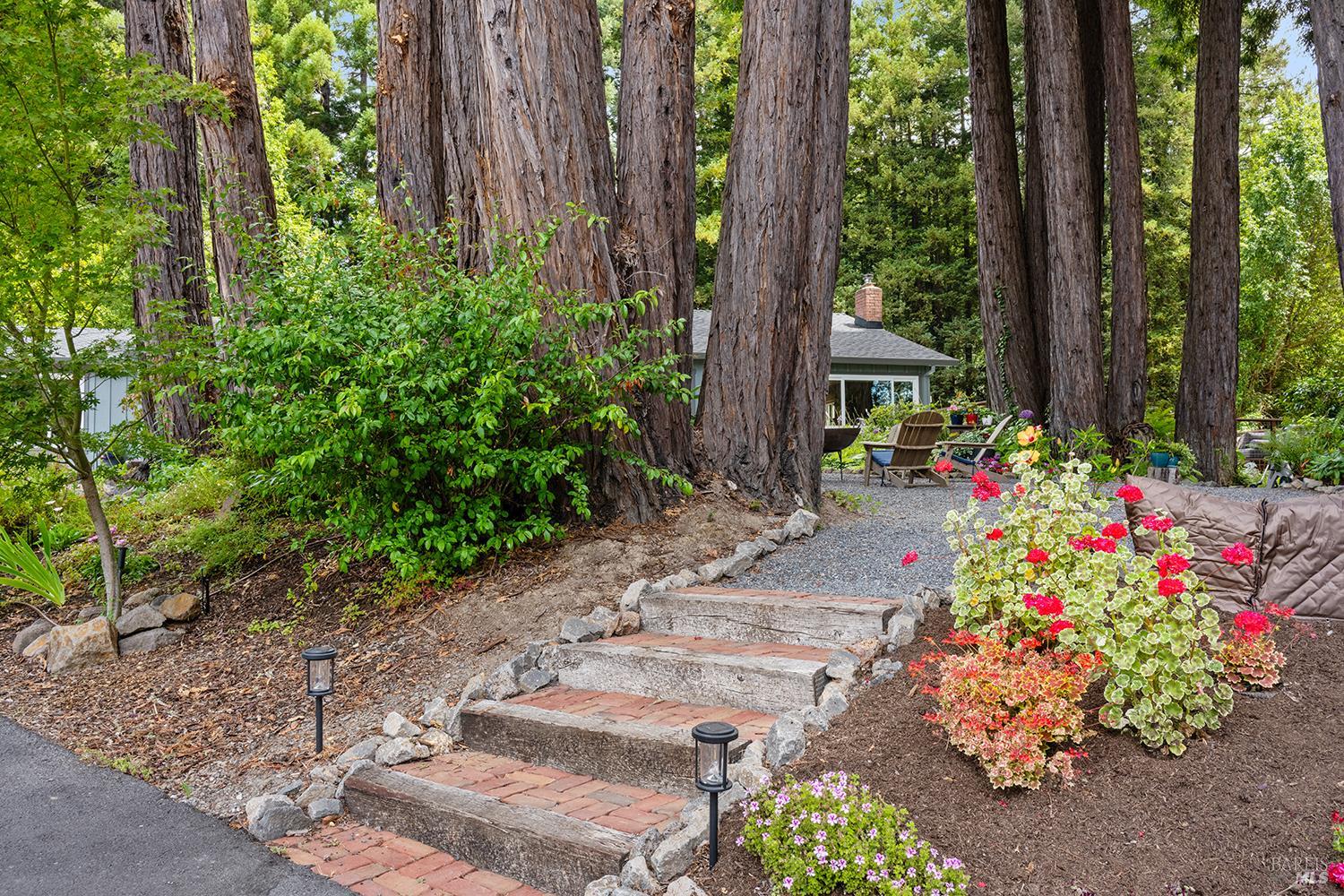 Detail Gallery Image 51 of 89 For 12675 Fiori Ln, Sebastopol,  CA 95472 - 4 Beds | 3/1 Baths