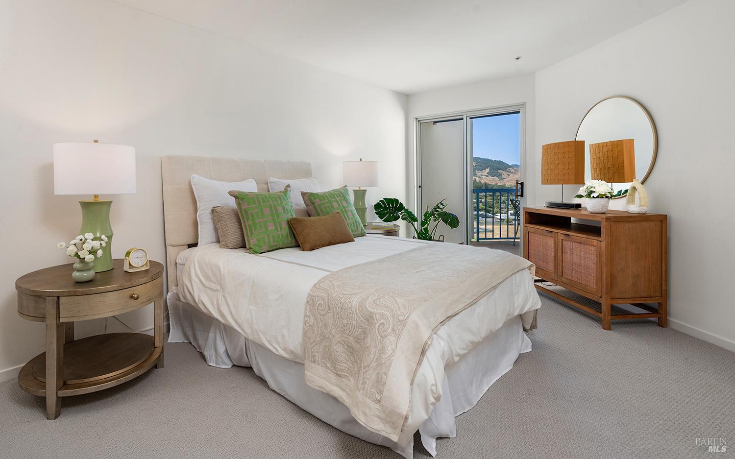 Detail Gallery Image 9 of 31 For 100 Thorndale Dr #410,  San Rafael,  CA 94903 - 2 Beds | 2 Baths