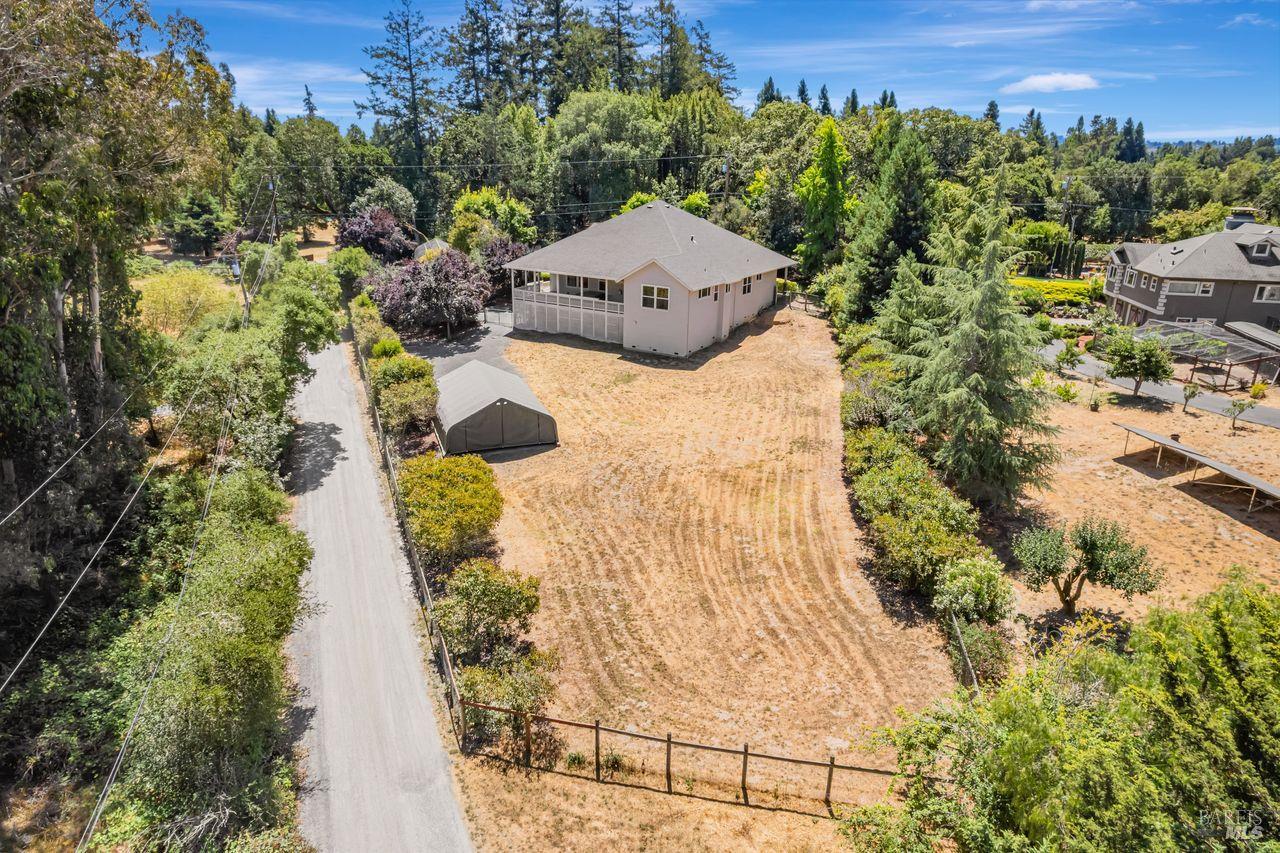 Detail Gallery Image 52 of 56 For 7842 Joyce Dr, Sebastopol,  CA 95472 - 4 Beds | 2/1 Baths