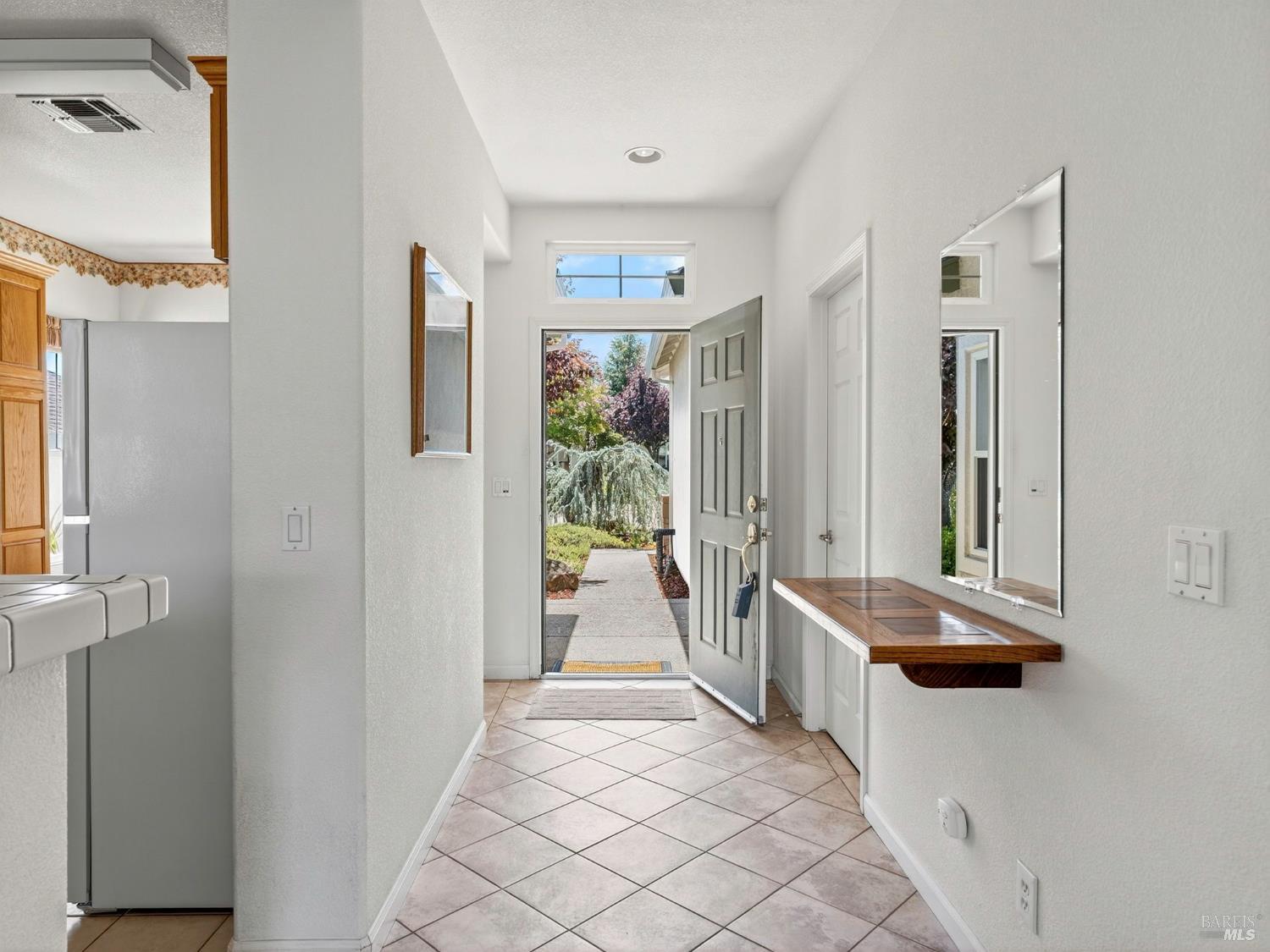 Detail Gallery Image 2 of 51 For 148 Porterfield Creek Dr, Cloverdale,  CA 95425 - 2 Beds | 2 Baths