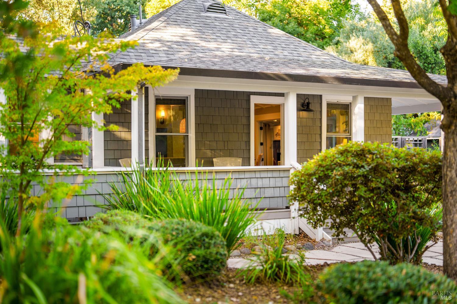 Detail Gallery Image 40 of 41 For 1610 Myrtle St, Calistoga,  CA 94515 - 2 Beds | 2 Baths
