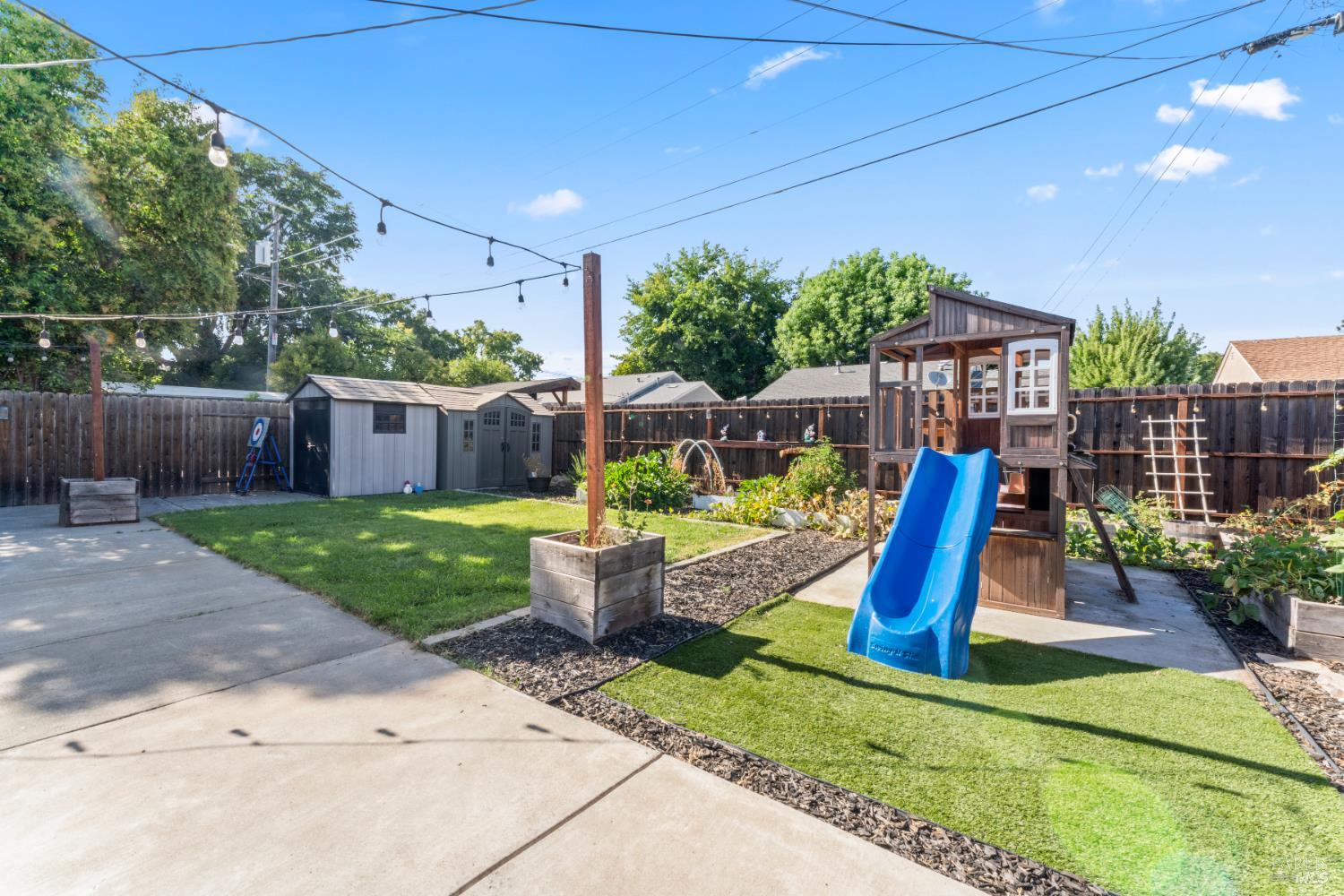 Detail Gallery Image 20 of 28 For 332 Cottonwood St, Vacaville,  CA 95688 - 3 Beds | 1 Baths