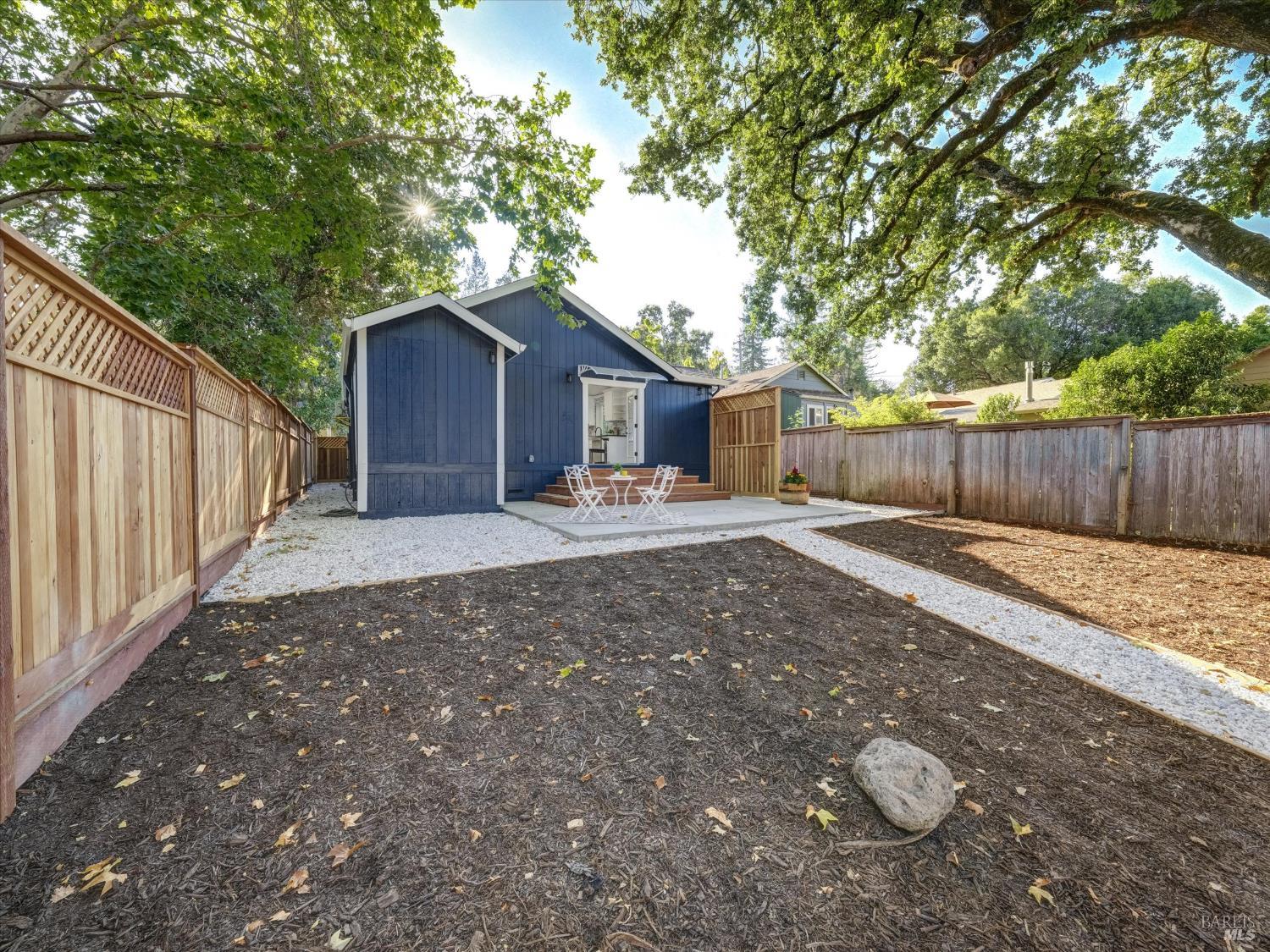 Detail Gallery Image 34 of 42 For 381 Johnson St, Sebastopol,  CA 95472 - 2 Beds | 1 Baths