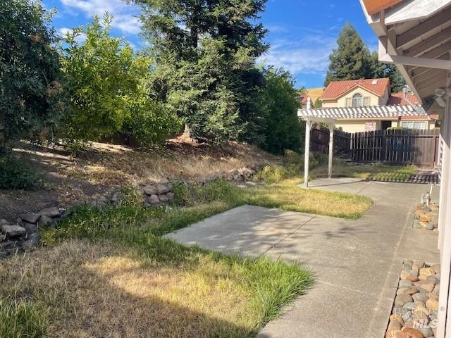 Detail Gallery Image 7 of 8 For 900 Quate Ct, Vacaville,  CA 95688 - 4 Beds | 2 Baths