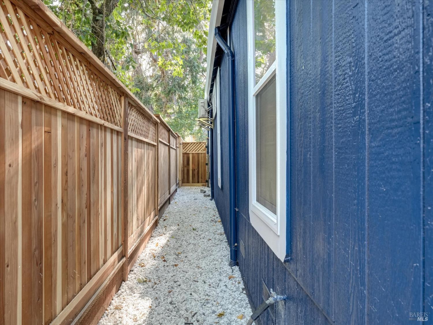Detail Gallery Image 35 of 42 For 381 Johnson St, Sebastopol,  CA 95472 - 2 Beds | 1 Baths