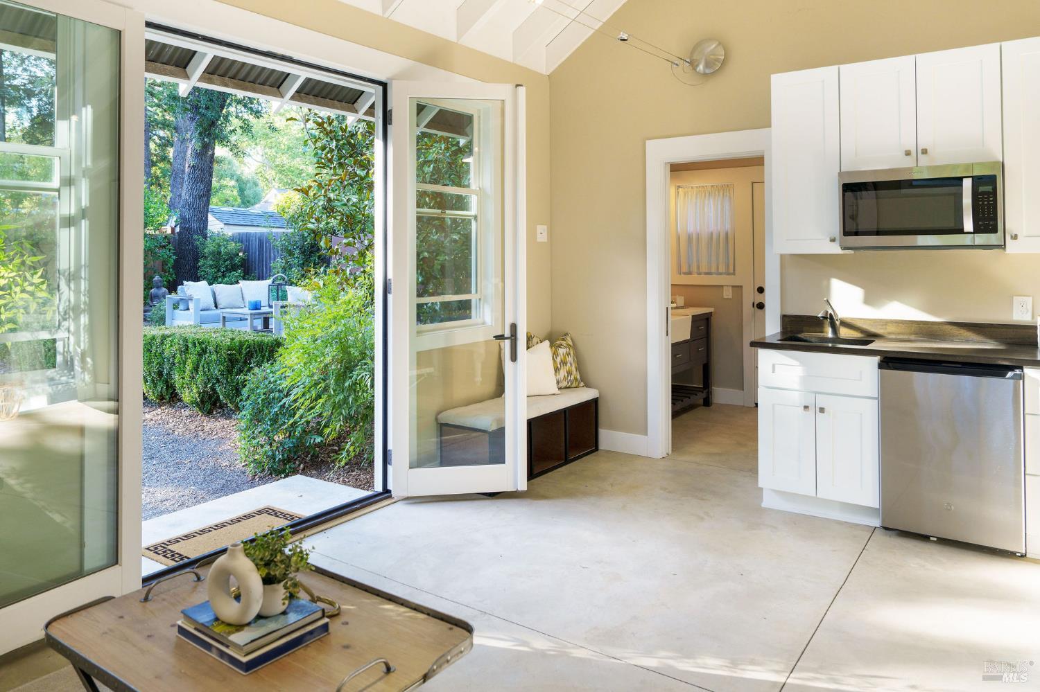 Detail Gallery Image 30 of 41 For 1610 Myrtle St, Calistoga,  CA 94515 - 2 Beds | 2 Baths