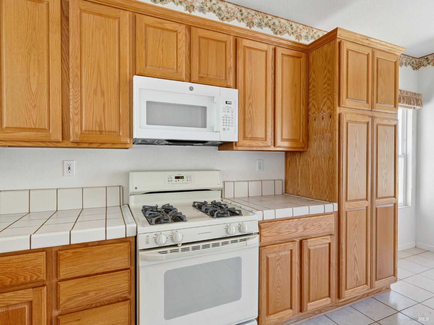 Detail Gallery Image 11 of 51 For 148 Porterfield Creek Dr, Cloverdale,  CA 95425 - 2 Beds | 2 Baths