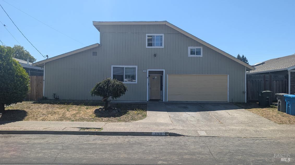 Detail Gallery Image 1 of 13 For 359 Bonnie Ave, Rohnert Park,  CA 94928 - 6 Beds | 4 Baths