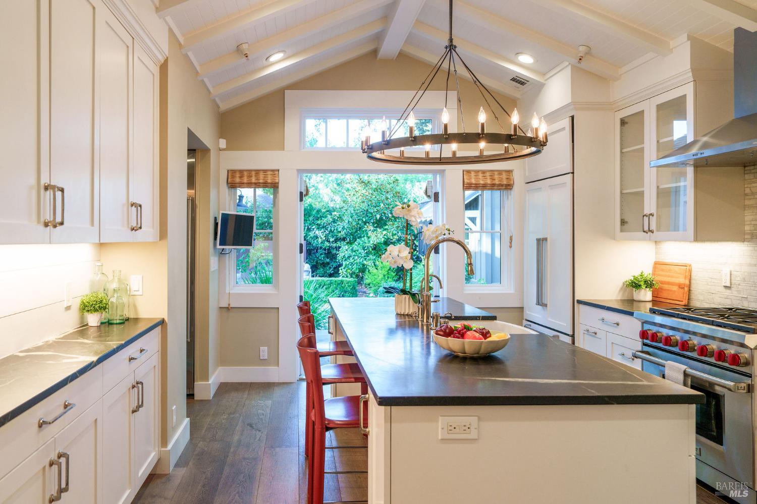 Detail Gallery Image 18 of 41 For 1610 Myrtle St, Calistoga,  CA 94515 - 2 Beds | 2 Baths