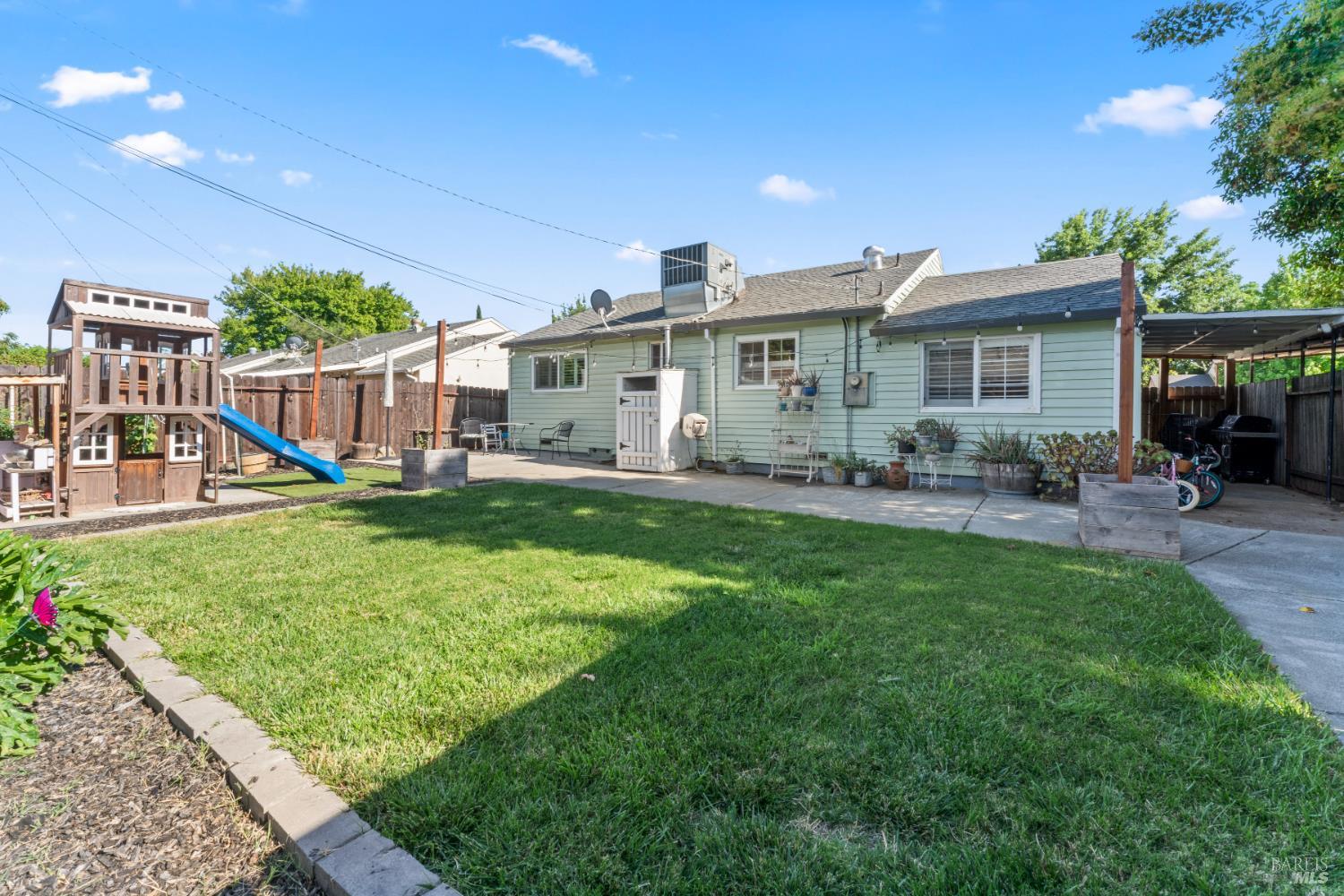 Detail Gallery Image 21 of 28 For 332 Cottonwood St, Vacaville,  CA 95688 - 3 Beds | 1 Baths