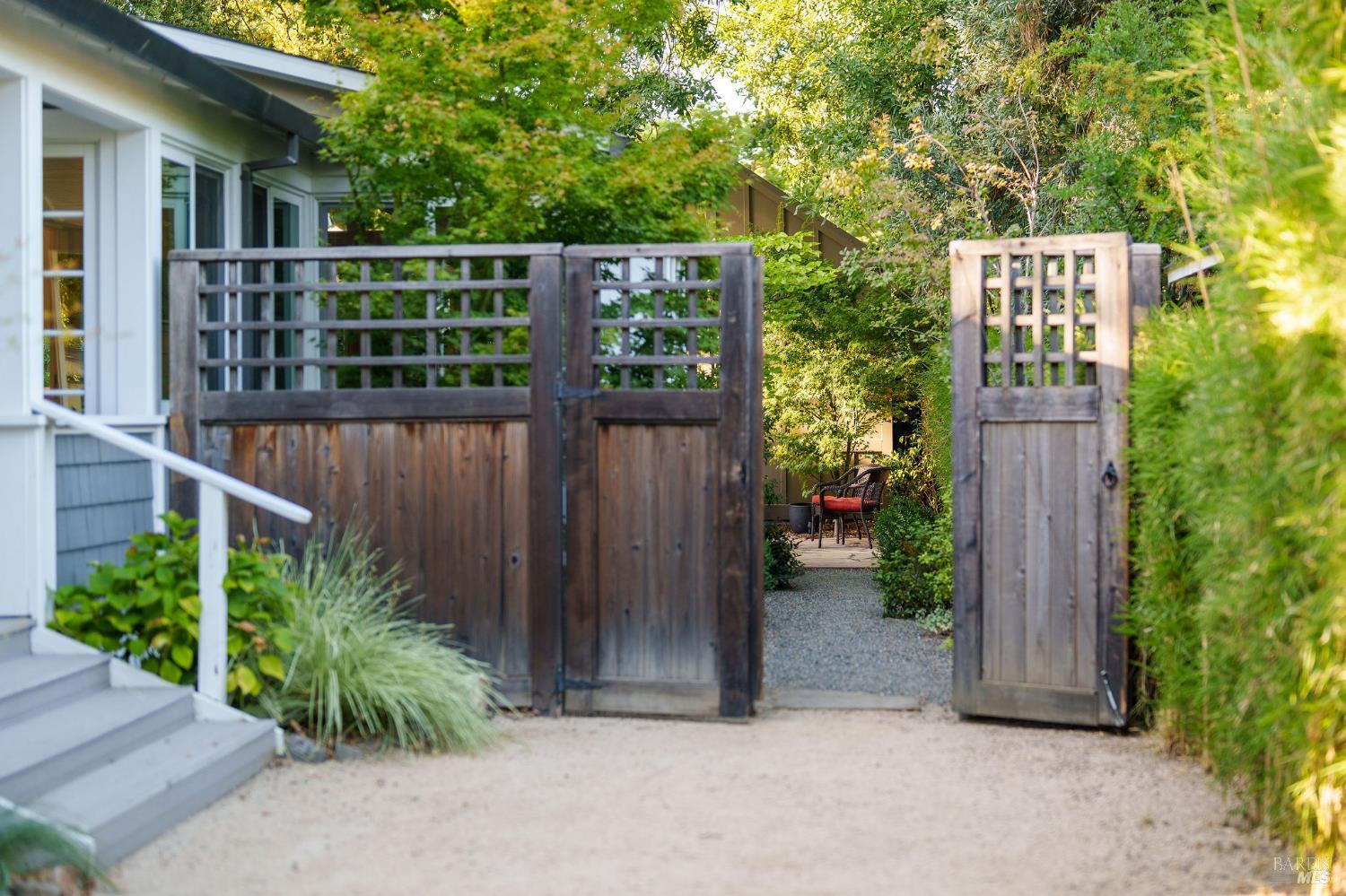 Detail Gallery Image 37 of 41 For 1610 Myrtle St, Calistoga,  CA 94515 - 2 Beds | 2 Baths
