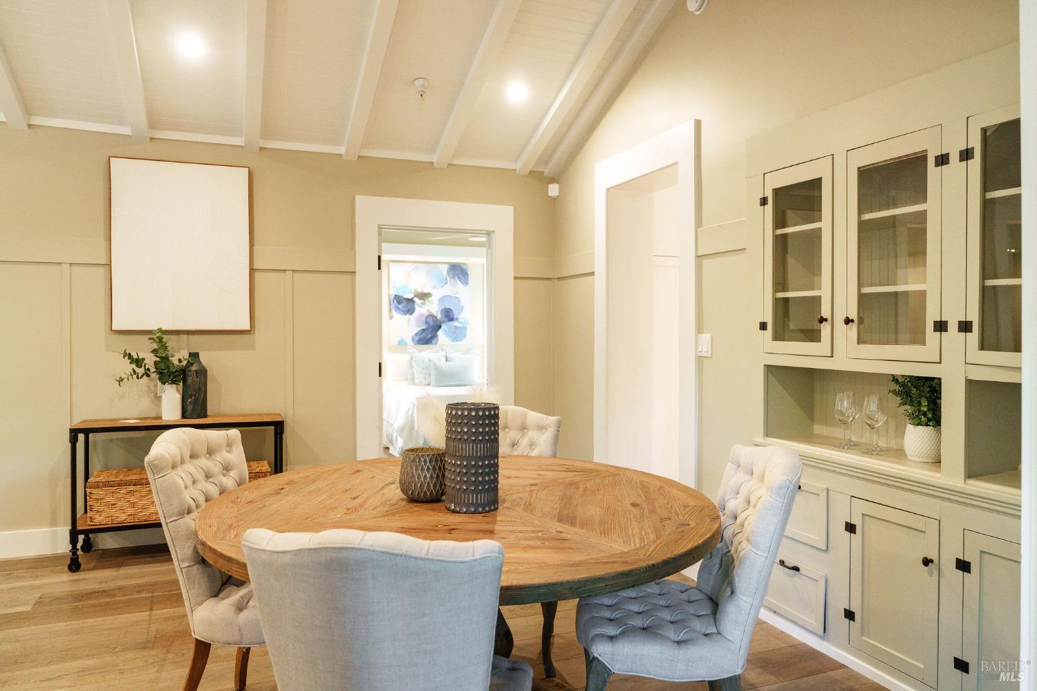 Detail Gallery Image 9 of 41 For 1610 Myrtle St, Calistoga,  CA 94515 - 2 Beds | 2 Baths