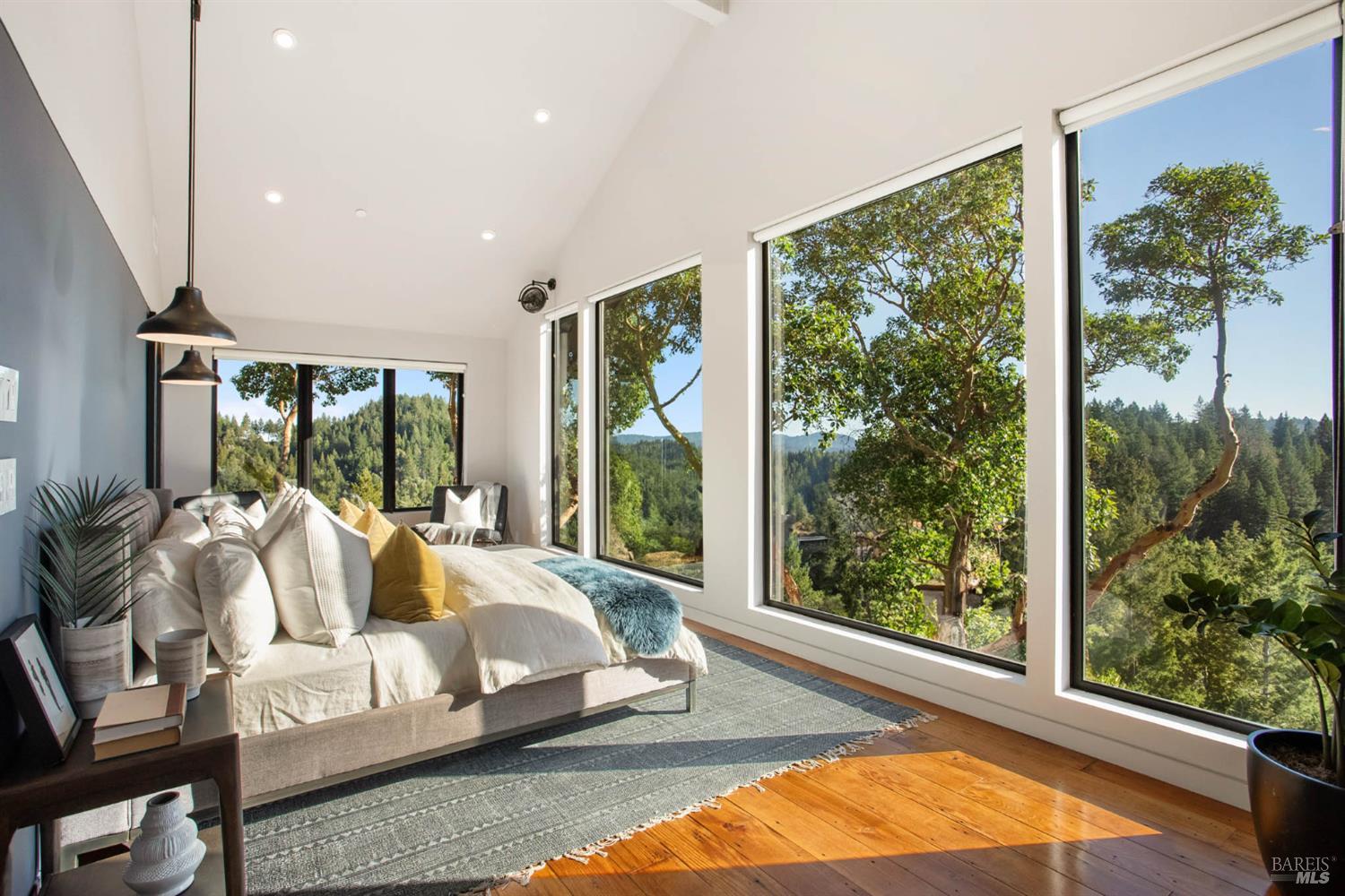 Detail Gallery Image 32 of 55 For 18200 Sweetwater Springs Rd, Guerneville,  CA 95446 - 3 Beds | 3 Baths
