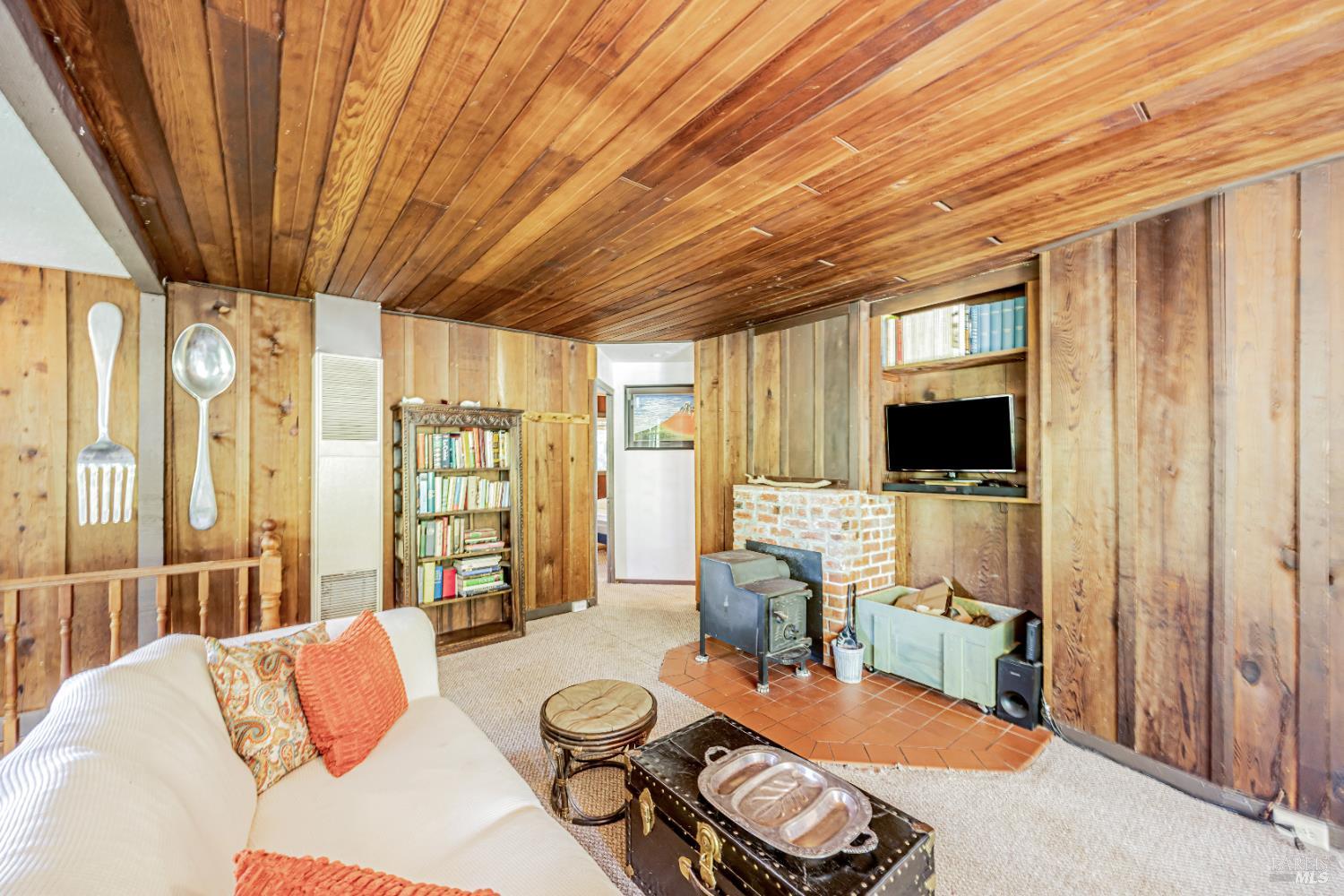 Detail Gallery Image 7 of 37 For 11777 Madrona Rd, Forestville,  CA 95436 - 3 Beds | 1 Baths