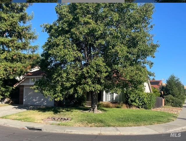 Detail Gallery Image 3 of 8 For 900 Quate Ct, Vacaville,  CA 95688 - 4 Beds | 2 Baths