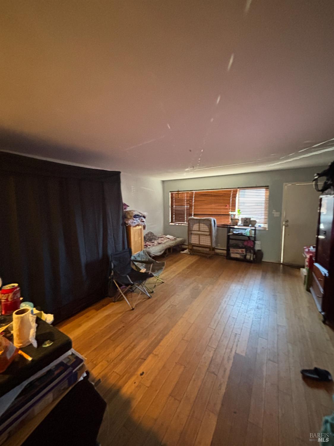 Detail Gallery Image 11 of 14 For 35 Fairfax St #8,  San Rafael,  CA 94901 - 2 Beds | 1 Baths
