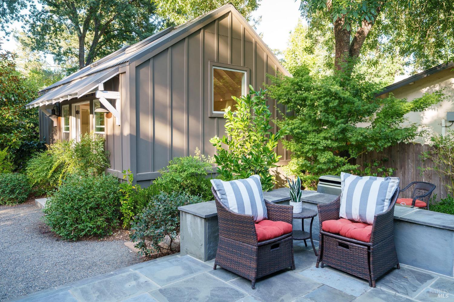 Detail Gallery Image 34 of 41 For 1610 Myrtle St, Calistoga,  CA 94515 - 2 Beds | 2 Baths