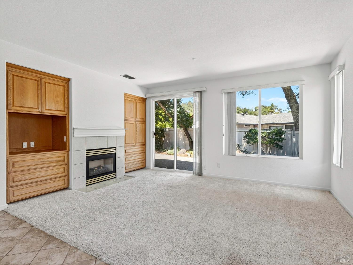 Detail Gallery Image 8 of 51 For 148 Porterfield Creek Dr, Cloverdale,  CA 95425 - 2 Beds | 2 Baths
