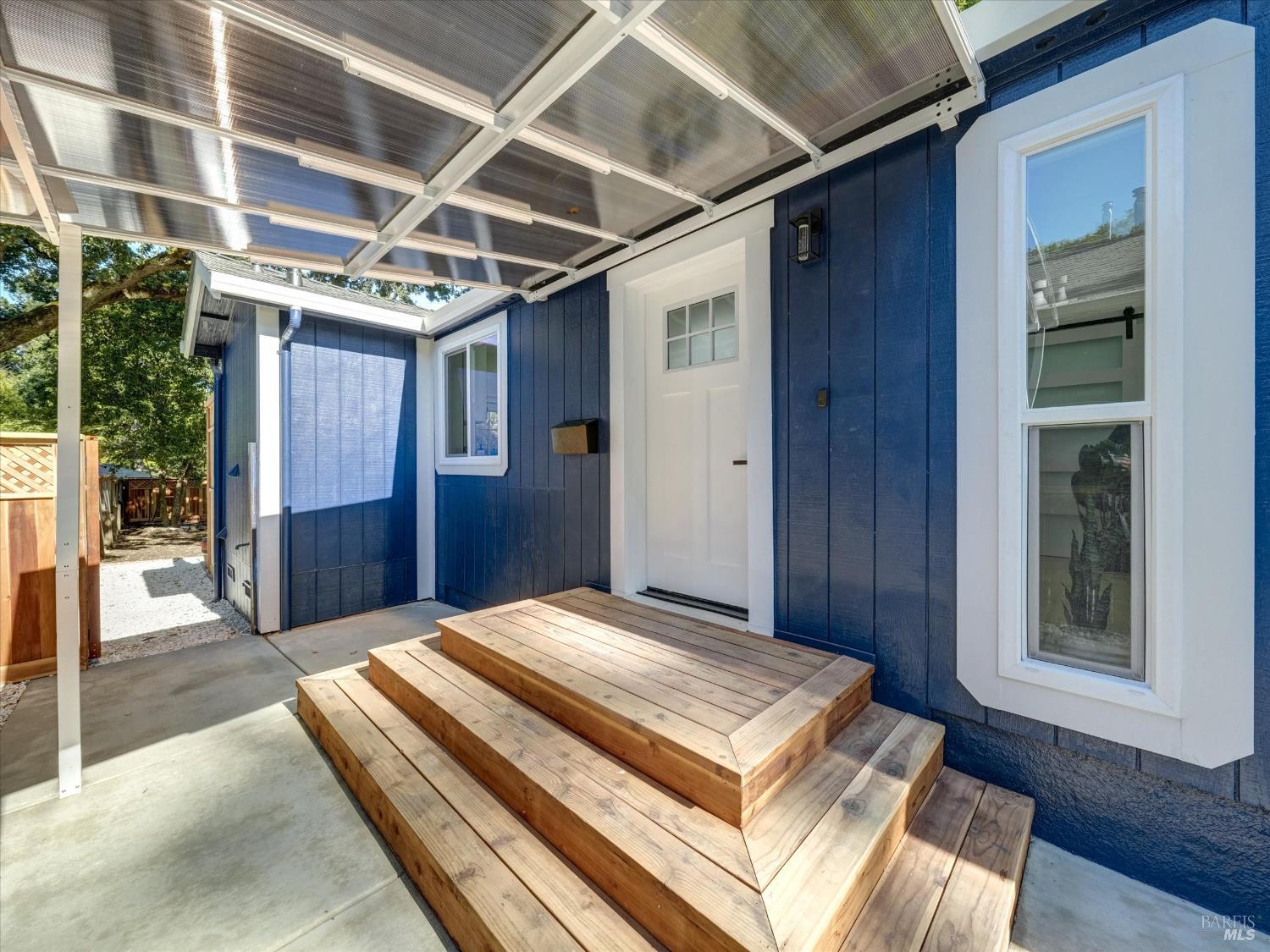 Detail Gallery Image 6 of 42 For 381 Johnson St, Sebastopol,  CA 95472 - 2 Beds | 1 Baths